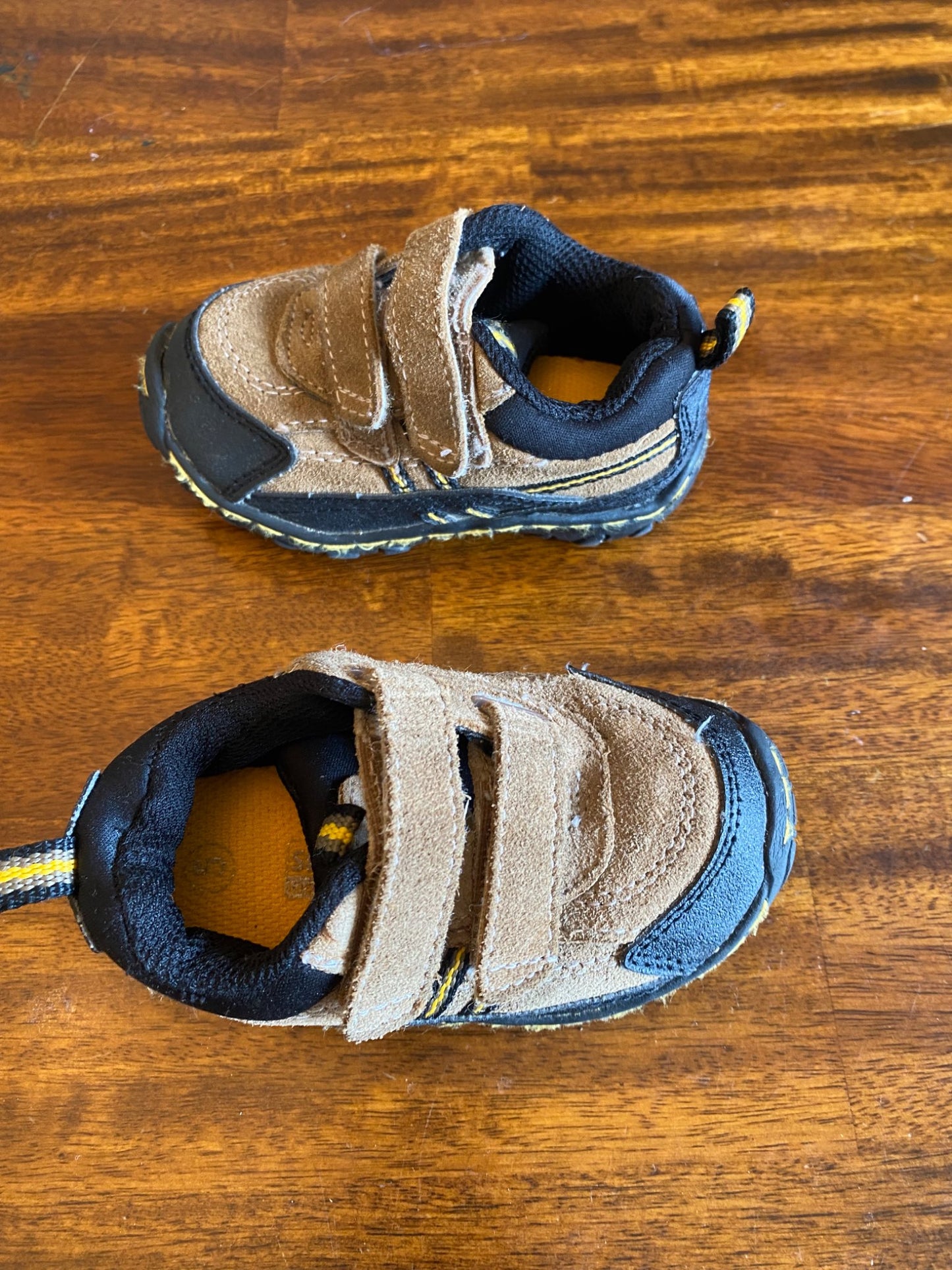 Shoes 5 skid resistant