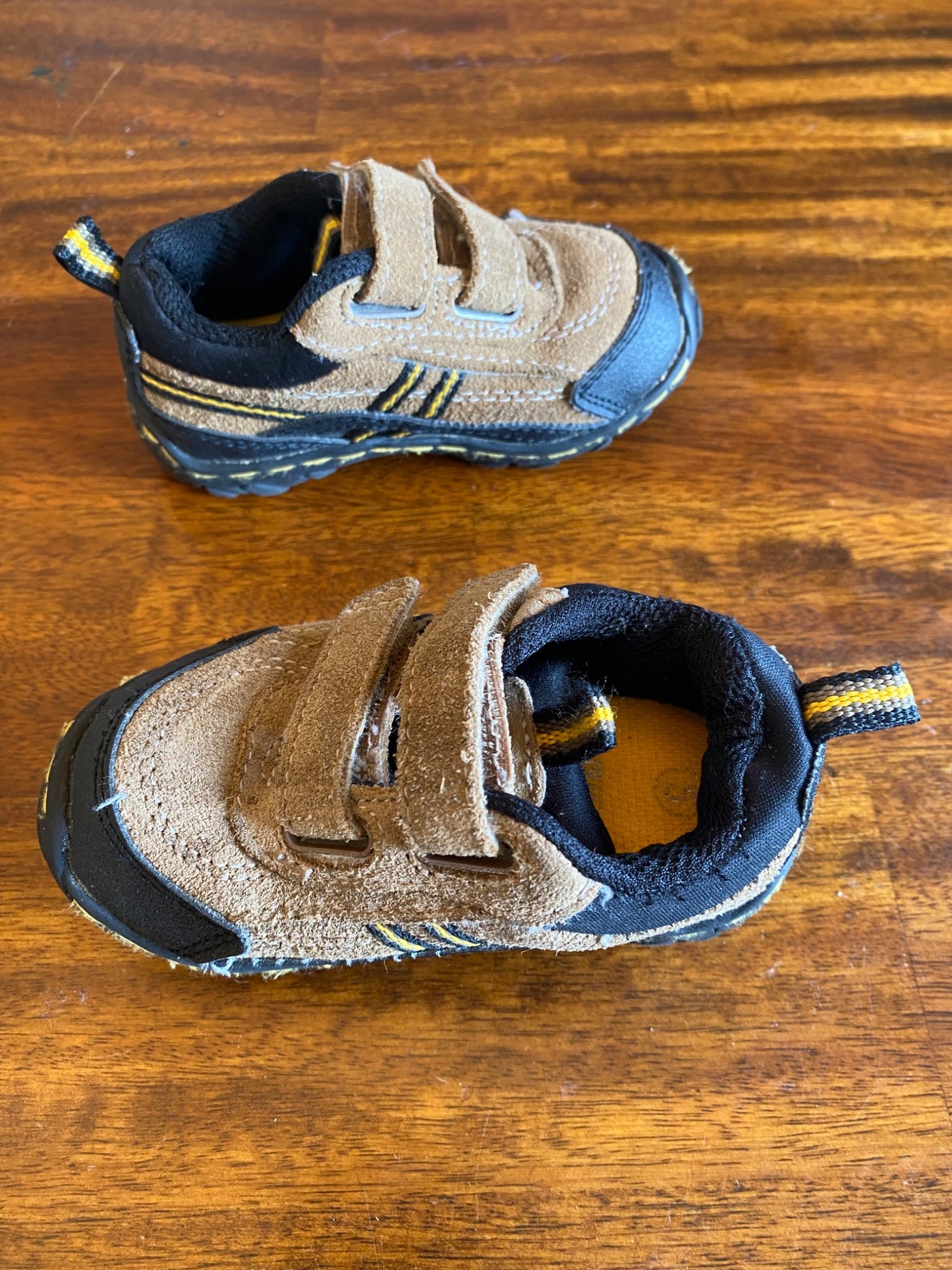 Shoes 5 skid resistant