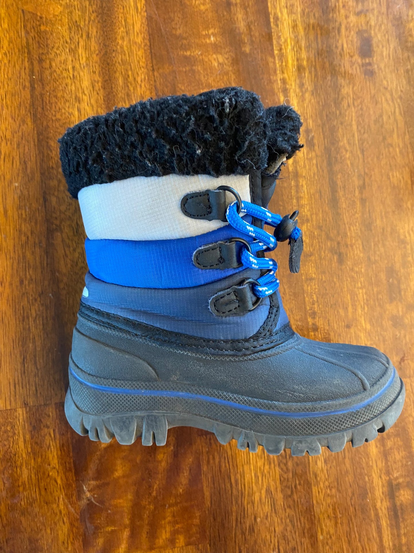 7 Thinsulate winter boots , Shoes 7 (Walkers:12-24 mth)
