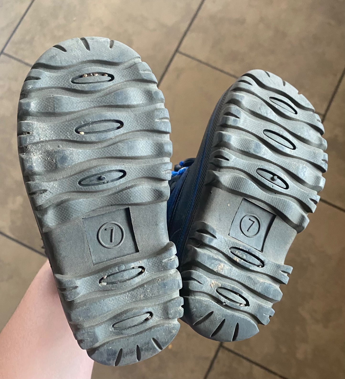 7 Thinsulate winter boots , Shoes 7 (Walkers:12-24 mth)