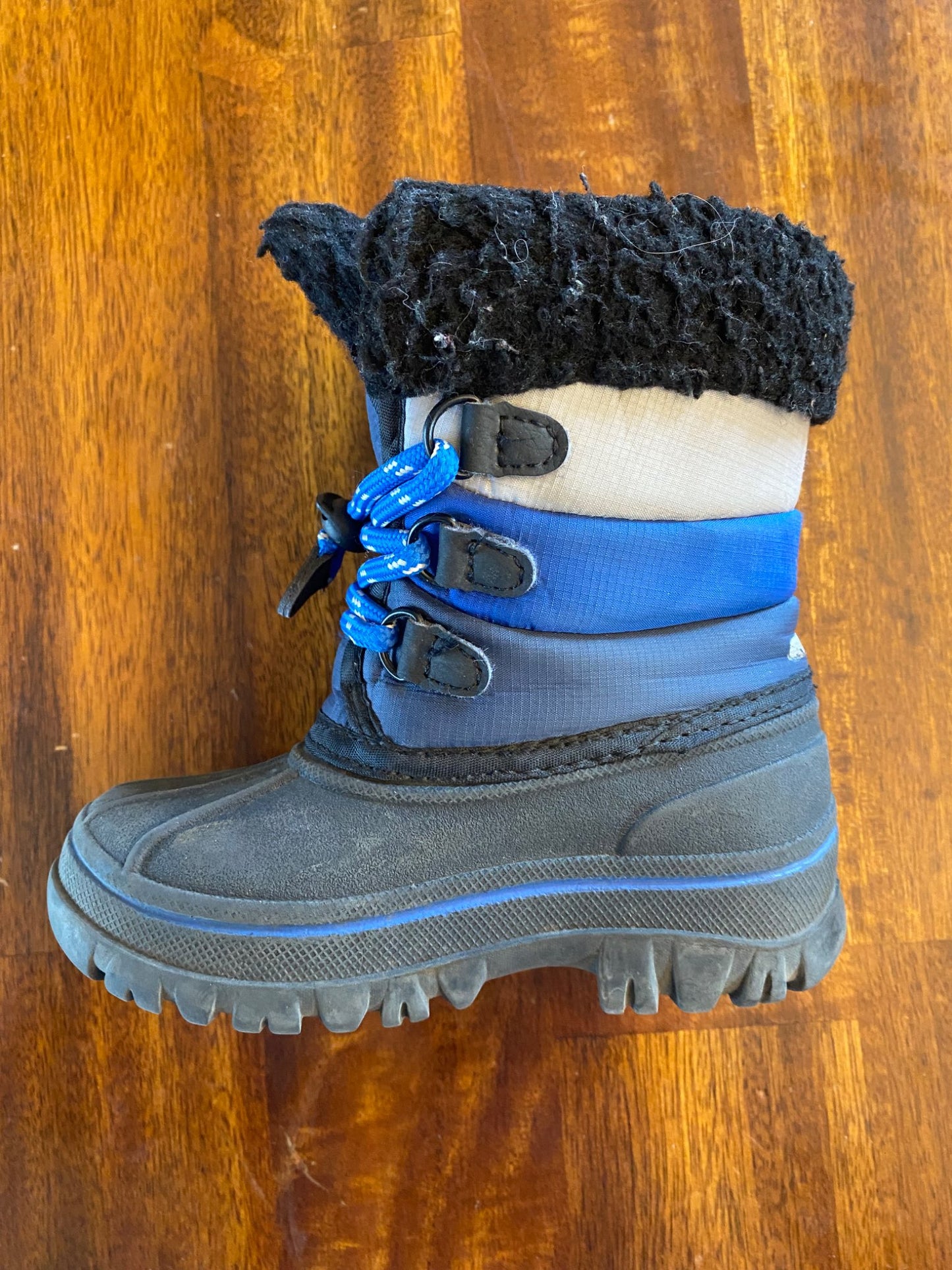 7 Thinsulate winter boots , Shoes 7 (Walkers:12-24 mth)