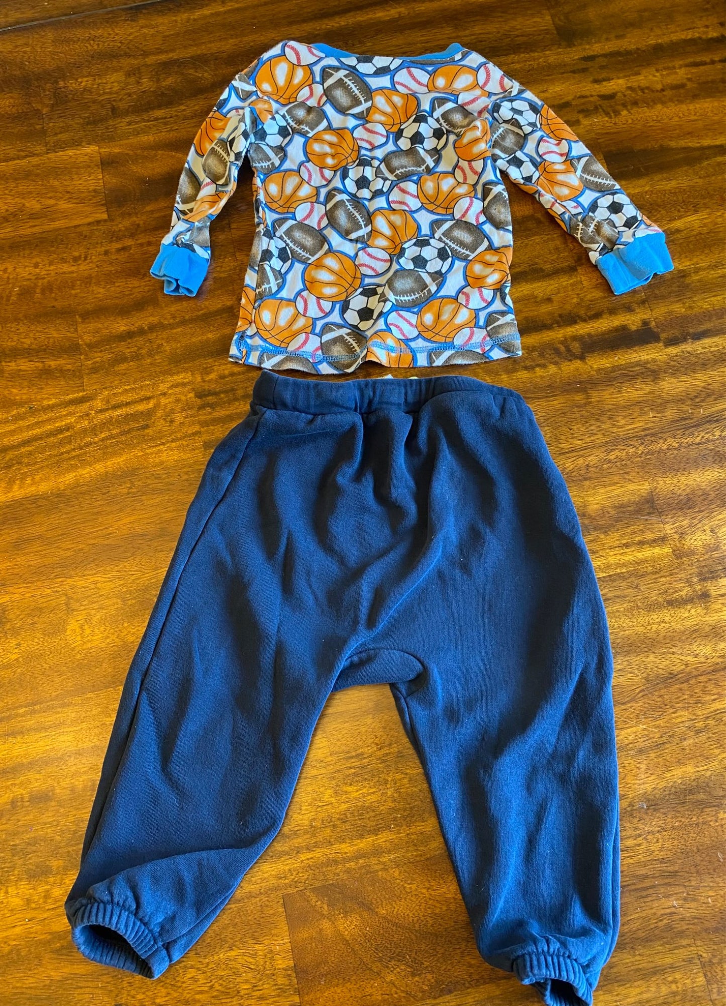 18-24mth sporty outfit , Kids 24 Month (18-24M)