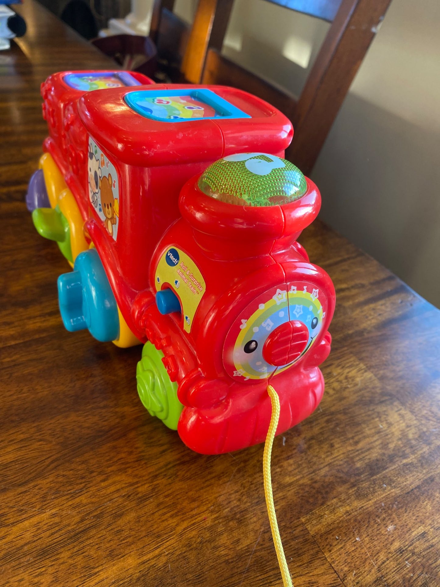 Vtech Roll & Surprise Animal Train with sounds