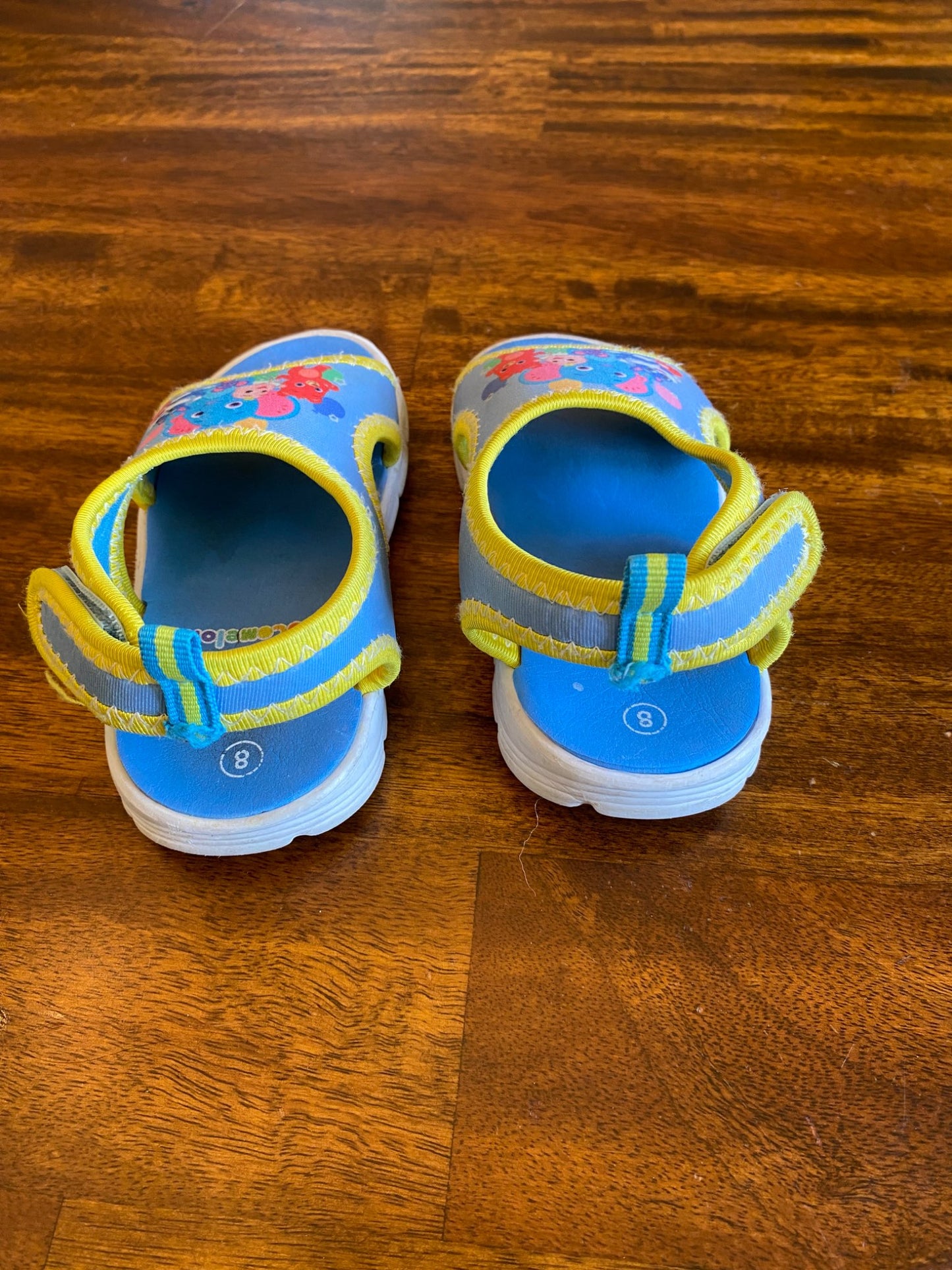 Cocomelon 8 shoes , Shoes 8 (Toddler:2-4yr)