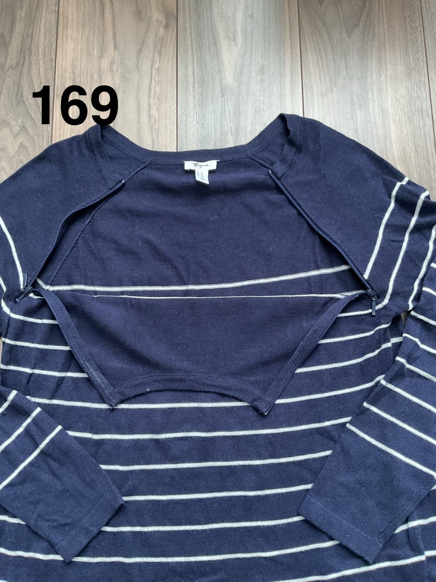 Nursing sweater Size Large , Maternity L (12-14)