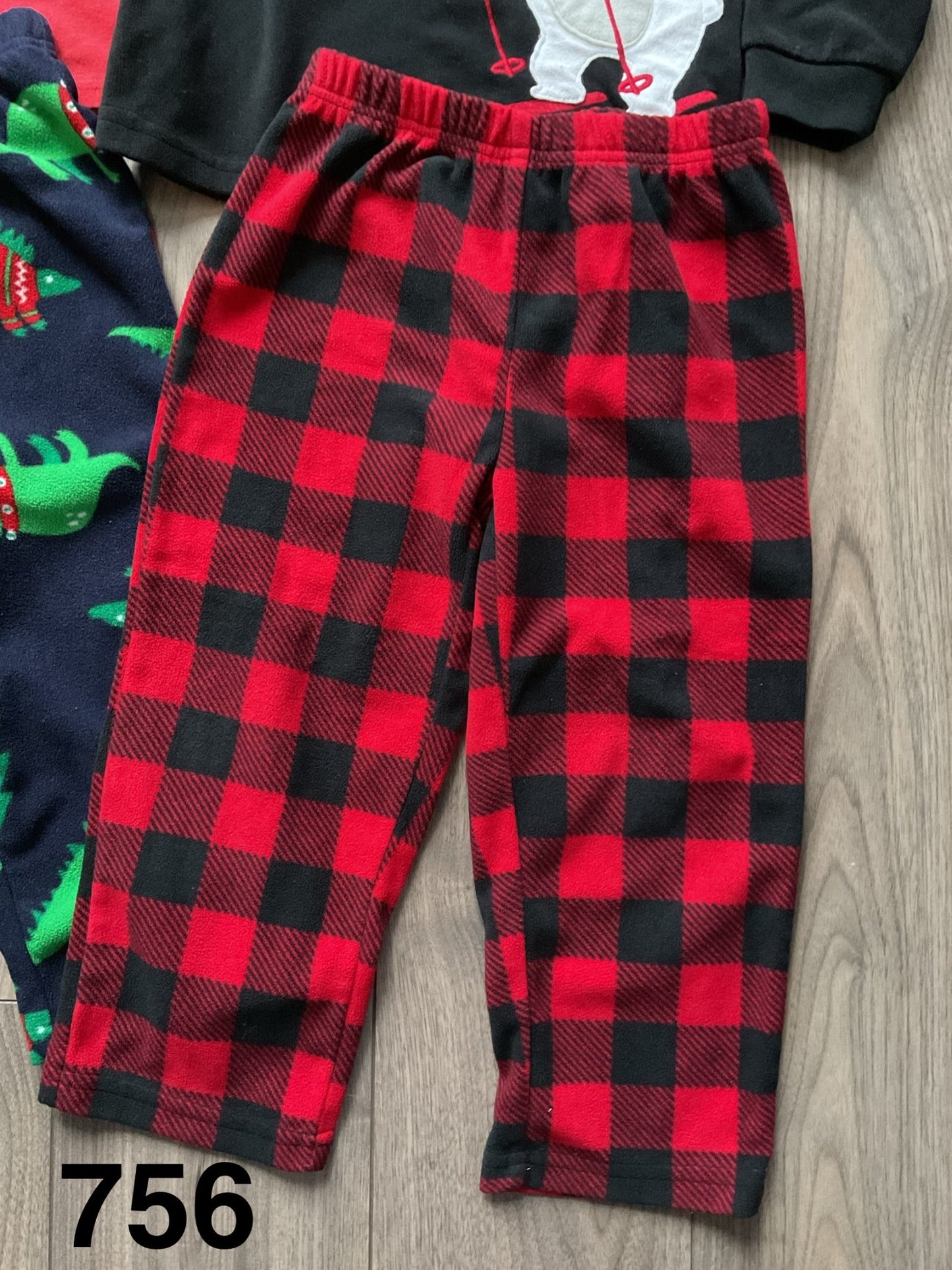 Boys 2 Piece Christmas Pajamas Size 4, Dinosaurs and Plaid 4T, Kids 4/4T
