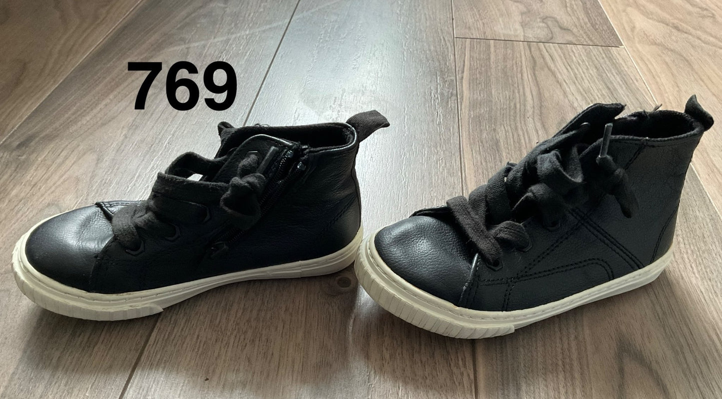 Boys Leather Hightops, Zara Size 25 (8.5/9), Shoes 8.5 (Toddler:2-4yr)