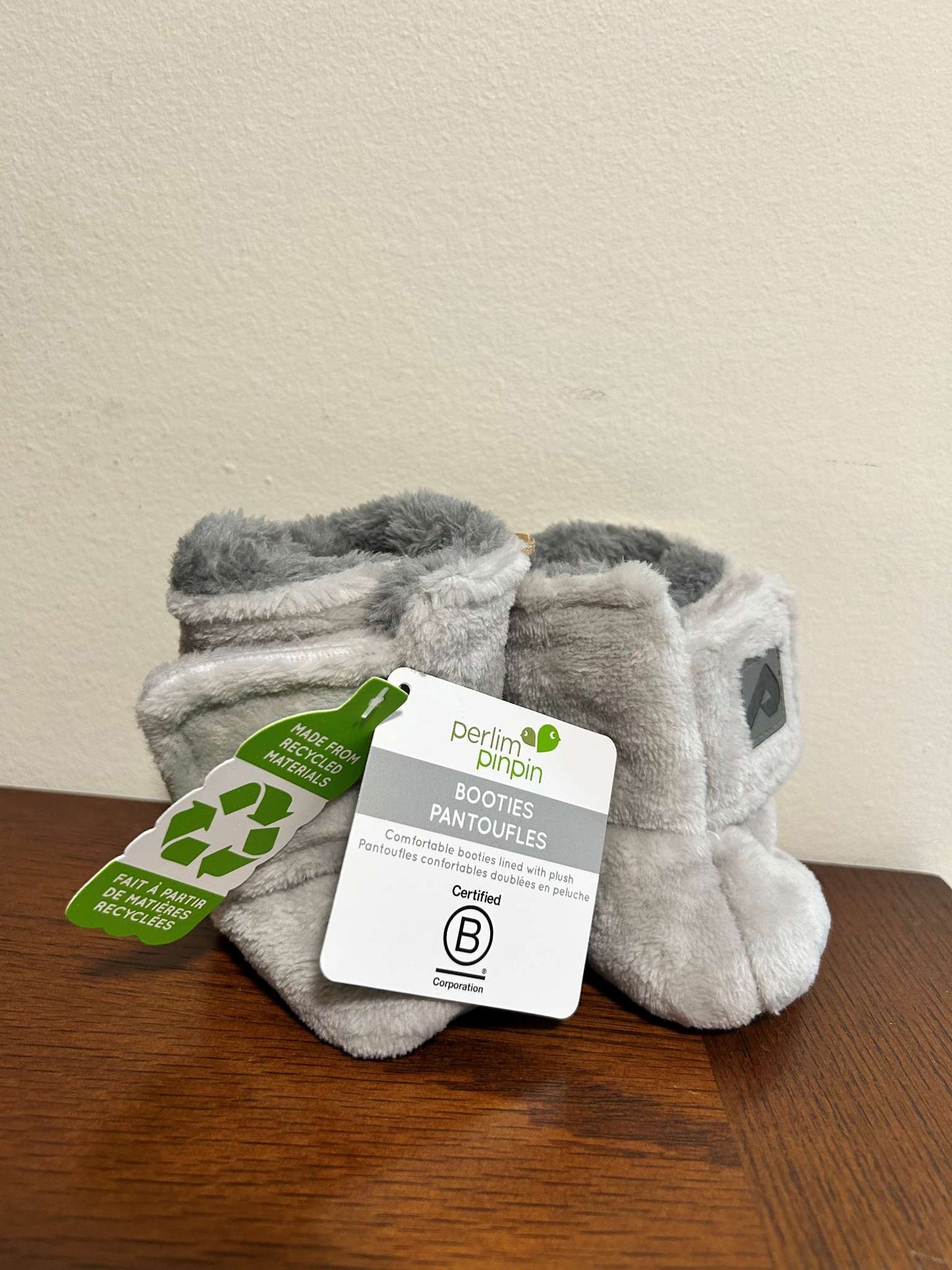 BNWT Infant (0-6 Months) Plush Lined Booties; Retails: $22.00, Shoes 0 (Baby: 0-12 mth)