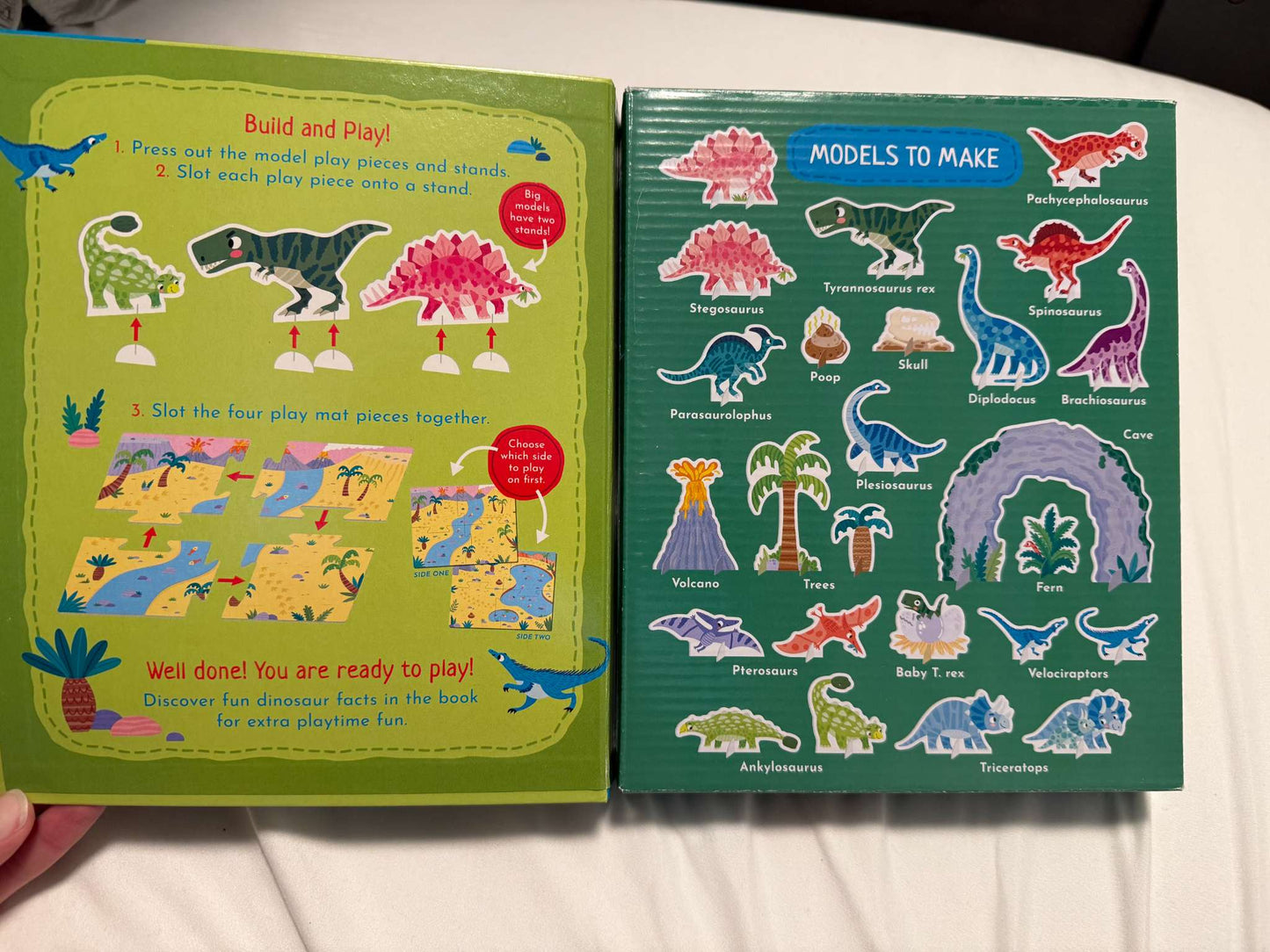 Dinosaur Build & Play Activity Kit