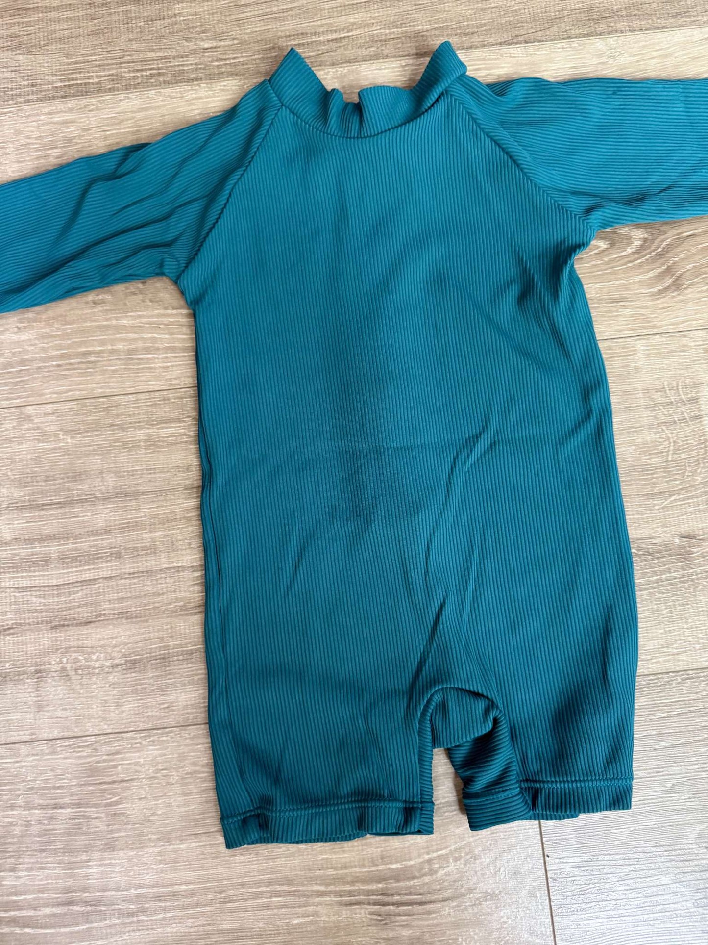 Current Tyed Sunsuit size 12M; MSRP $44.99, Kids 12 Month (9-12M)