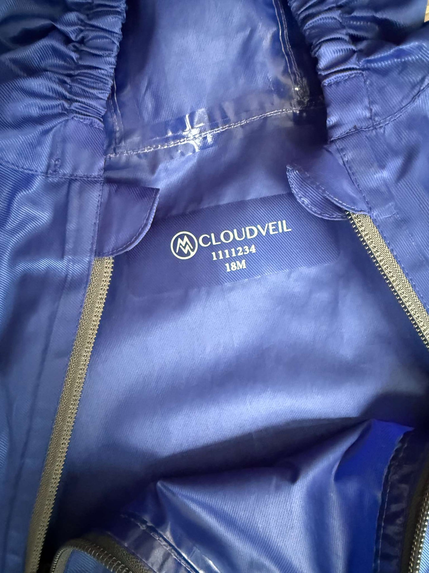 Cloudveil Rainsuit size 18m, Kids 18 Month (12-18M)