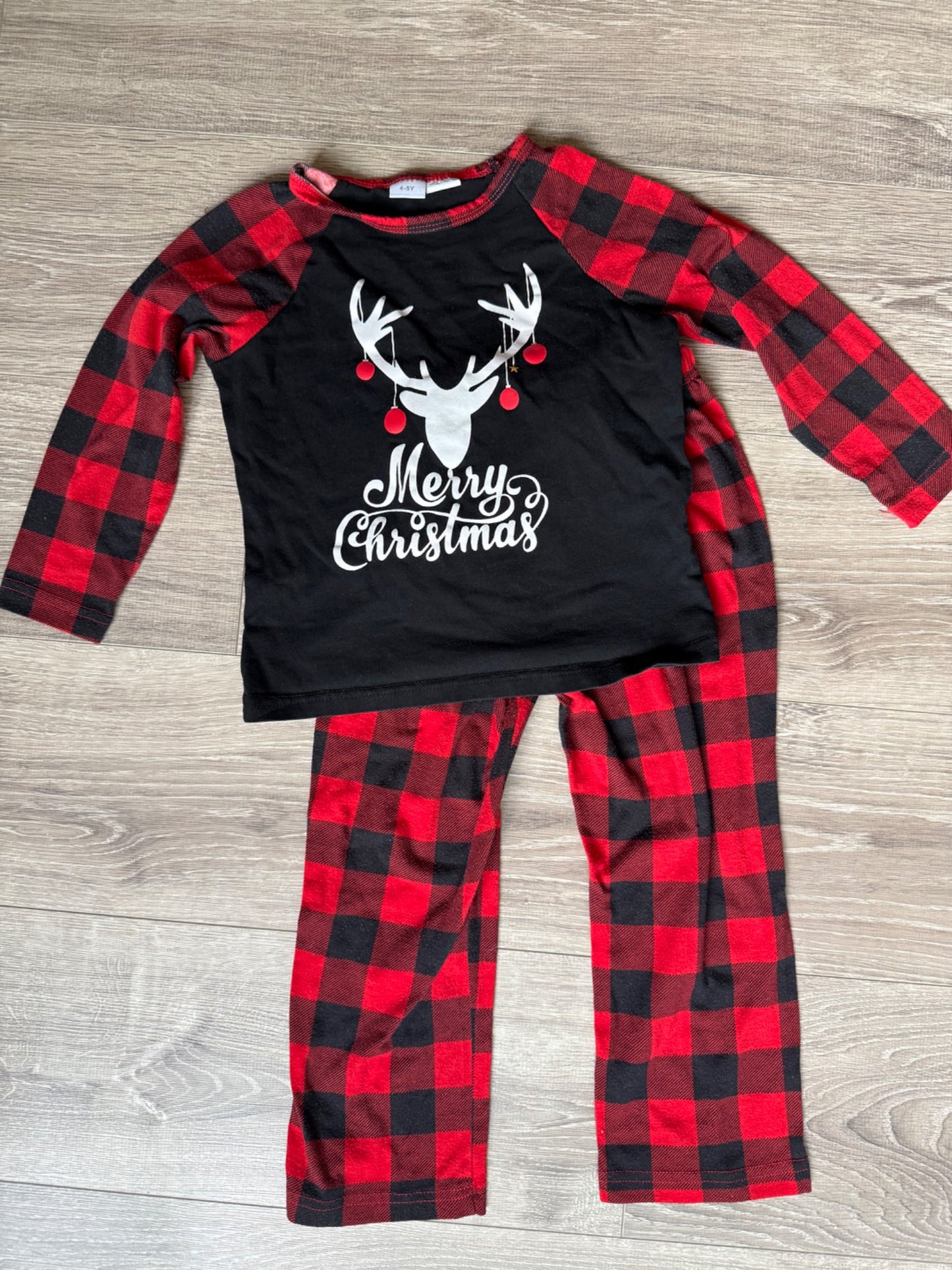 Christmas PJs 4/5T, Kids 4/4T
