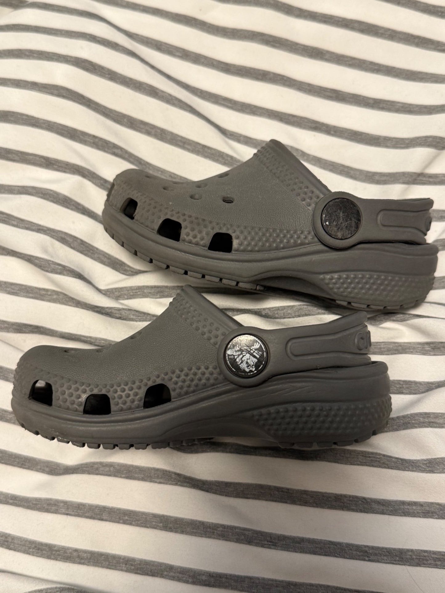 Crocs size 6, Shoes 6 (Walkers:12-24 mth)