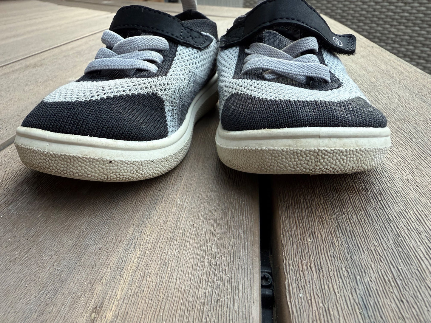 Stride Rite Aseel Boys shoes size 6; MSRP $50, Shoes 6 (Walkers:12-24 mth)