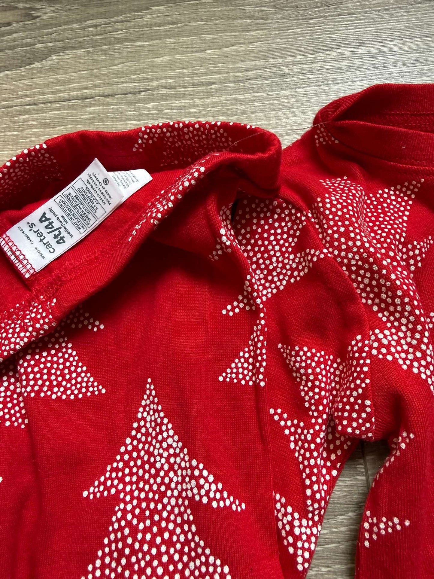 NEW Carter's Christmas PJs size 4T, Kids 4/4T
