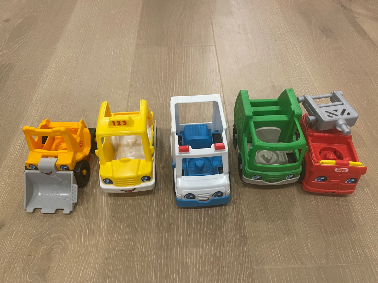 Fisher Price- Little People Car Set