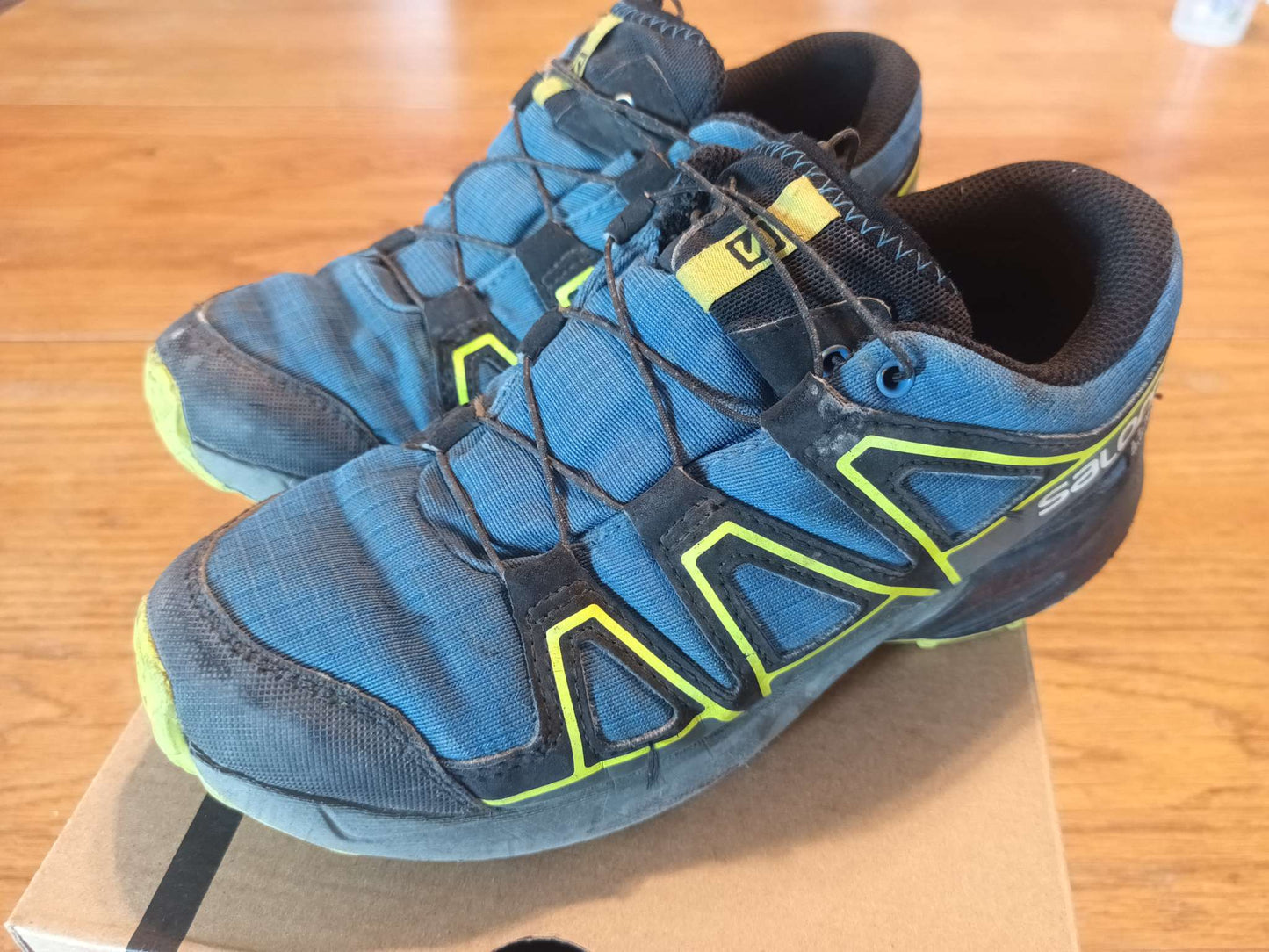 Salomon Speedcross Waterproof Hiking Runners - size 3 youth, Shoes 3 (Kids:4-8yr)