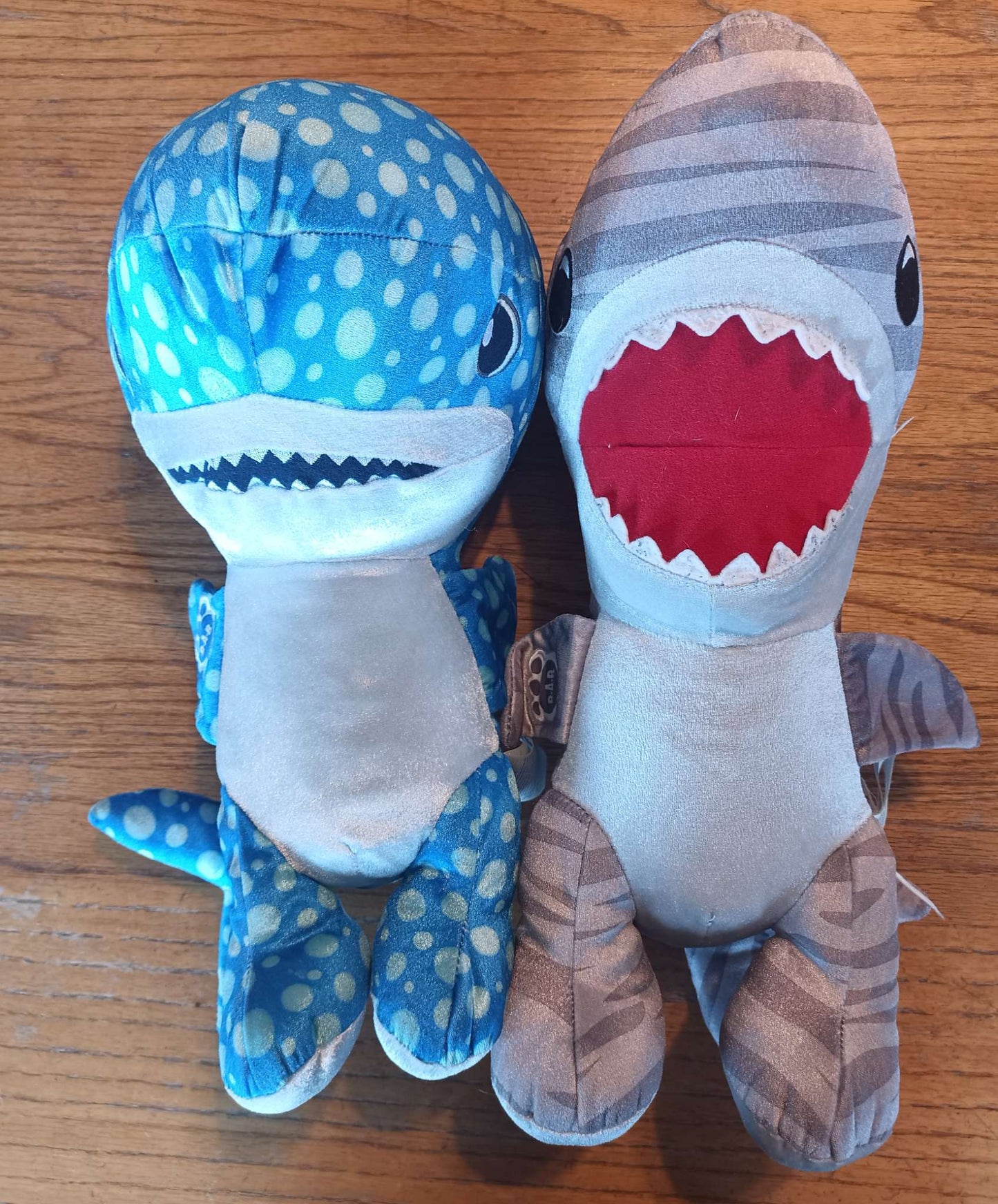 BuildaBear - Shark Week - Tiger Shark & Whale Shark
