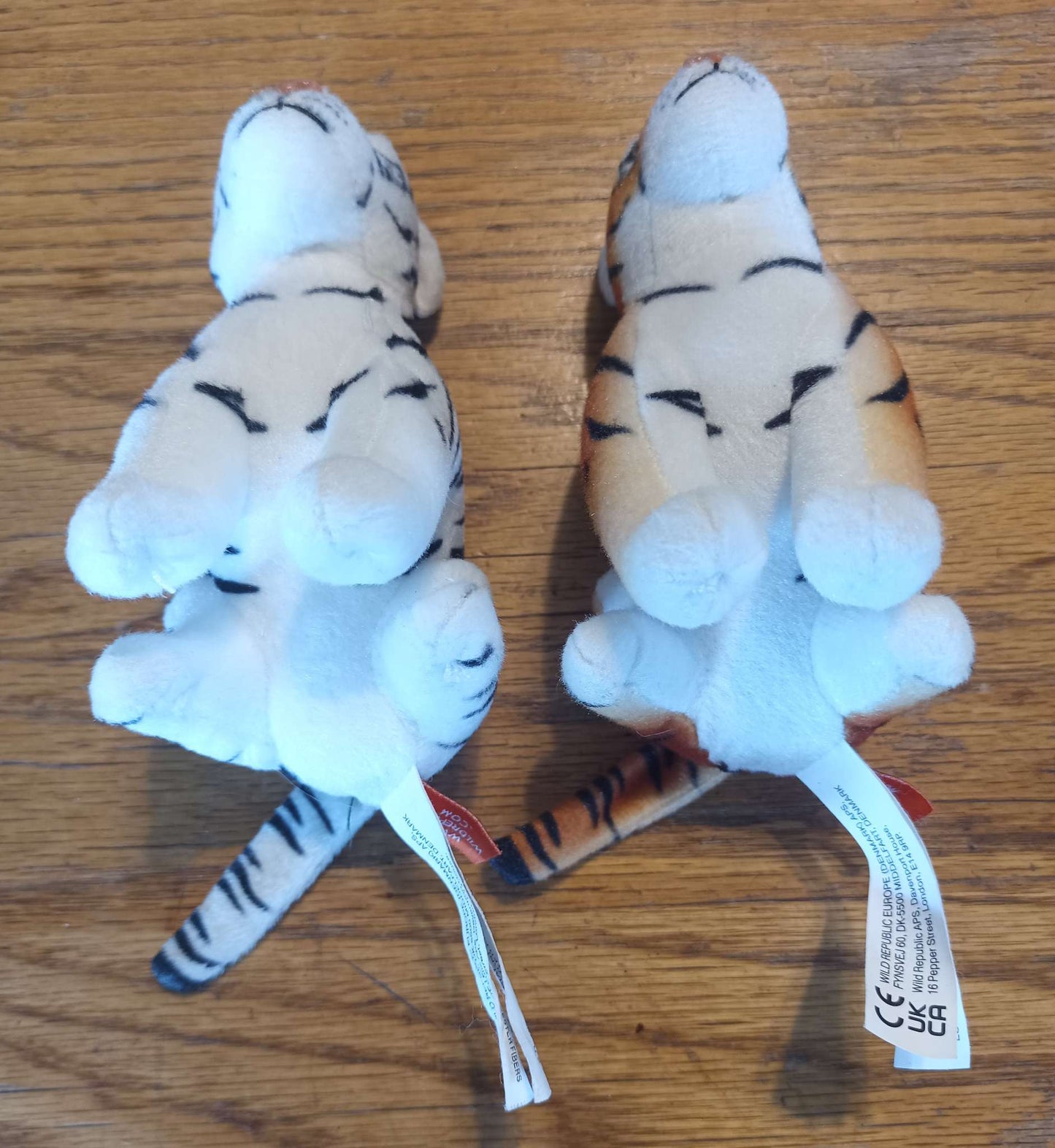 Wild Republic White and Orange Tigers