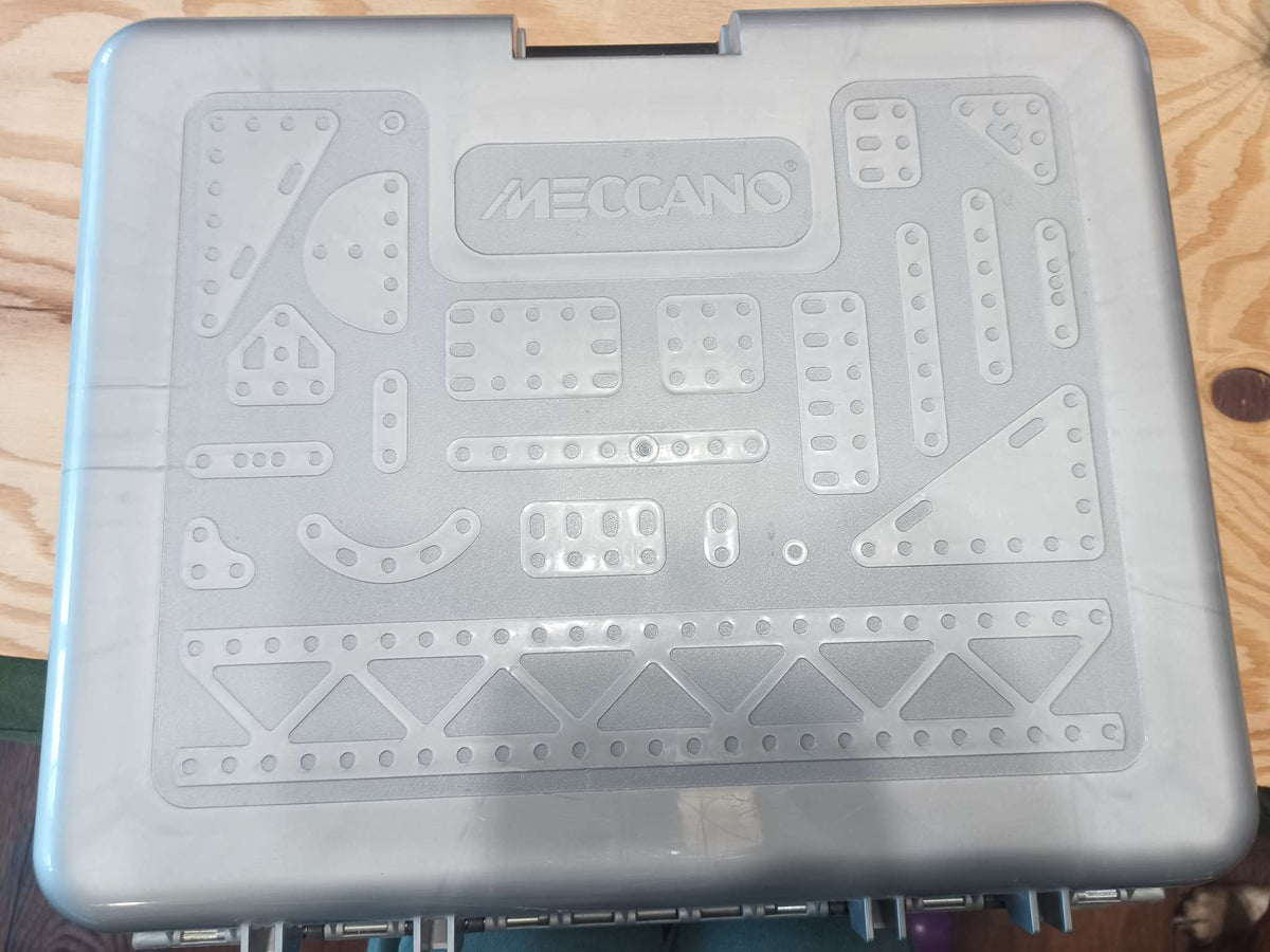 Meccano Championship Race Car - 27in1 Build Set #19205