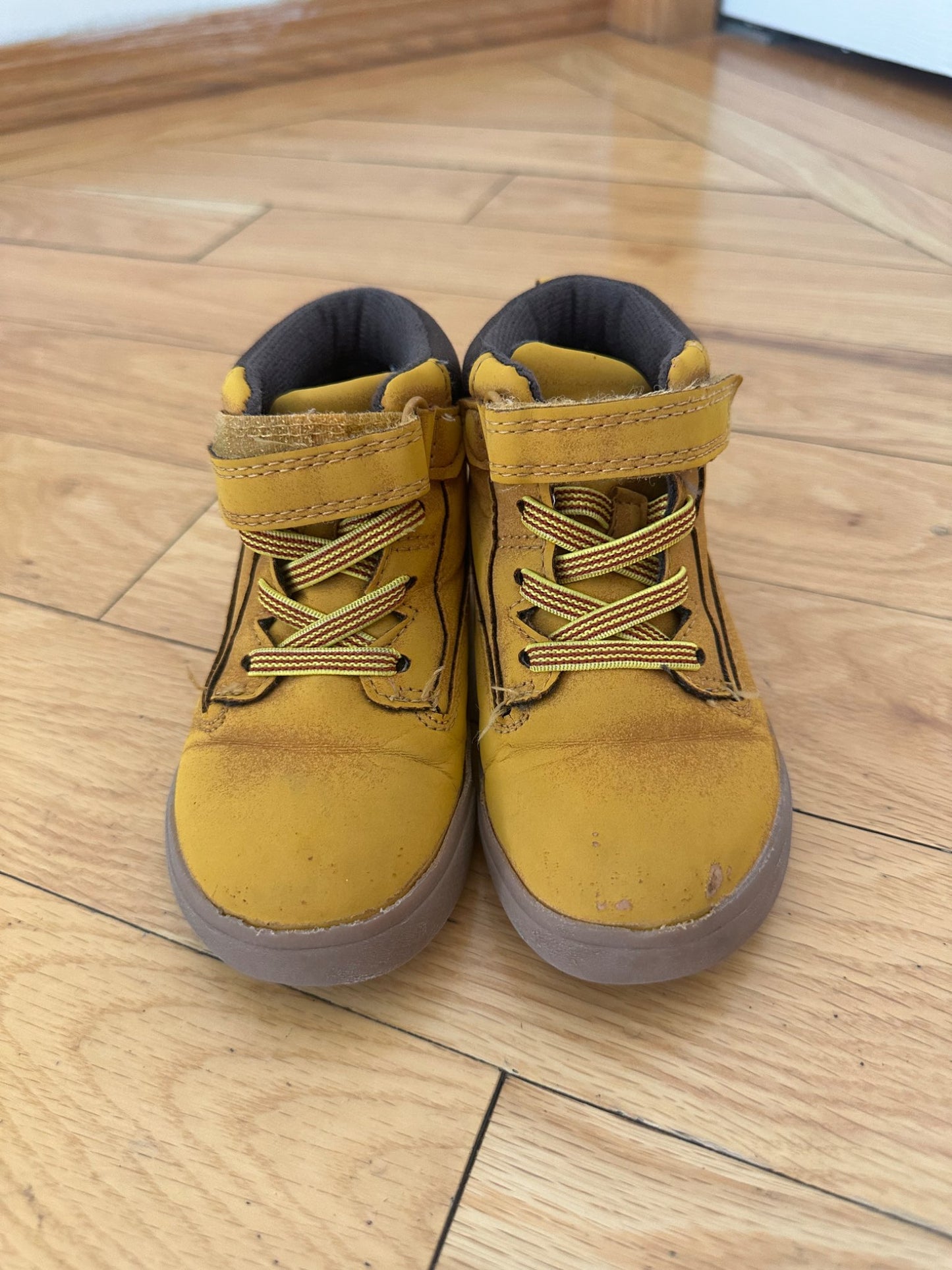 Yellow Boots (Size 7), Shoes 7 (Walkers:12-24 mth)