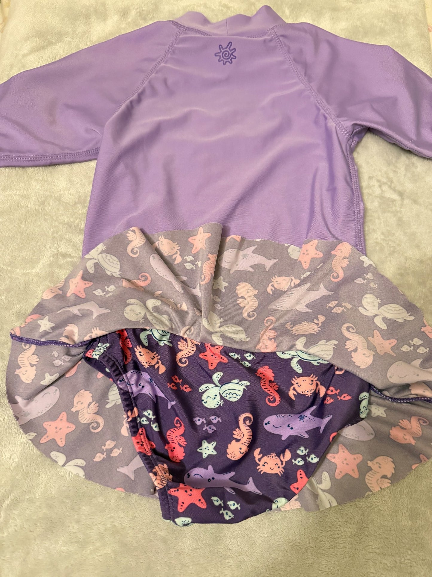 UV Skinz Girls Swimsuit Size 7, Kids 7 & 8 (small)