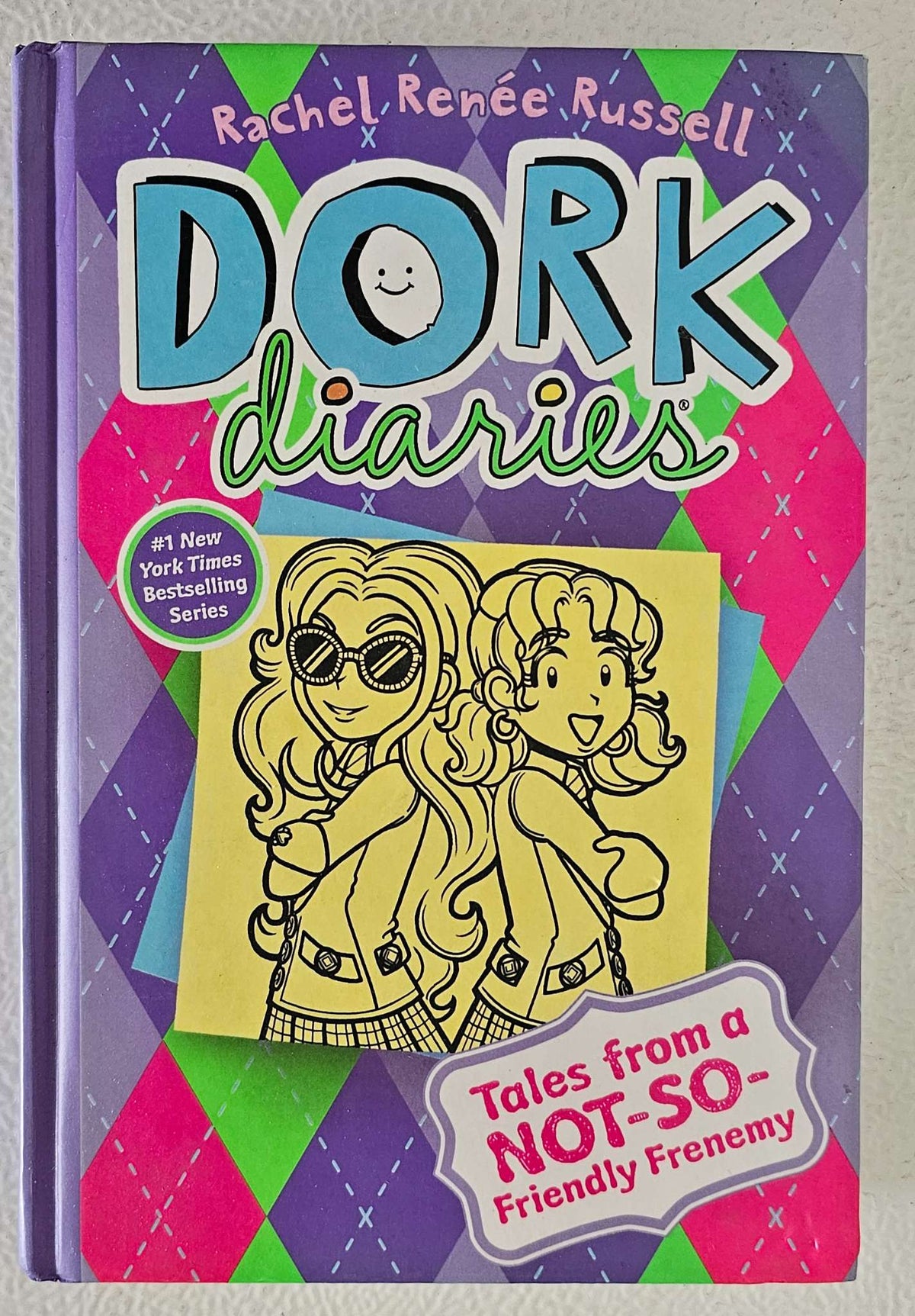 Dork Diaries 11 : Tales From a Not-So-Friendly Frenemy (9+ yrs)