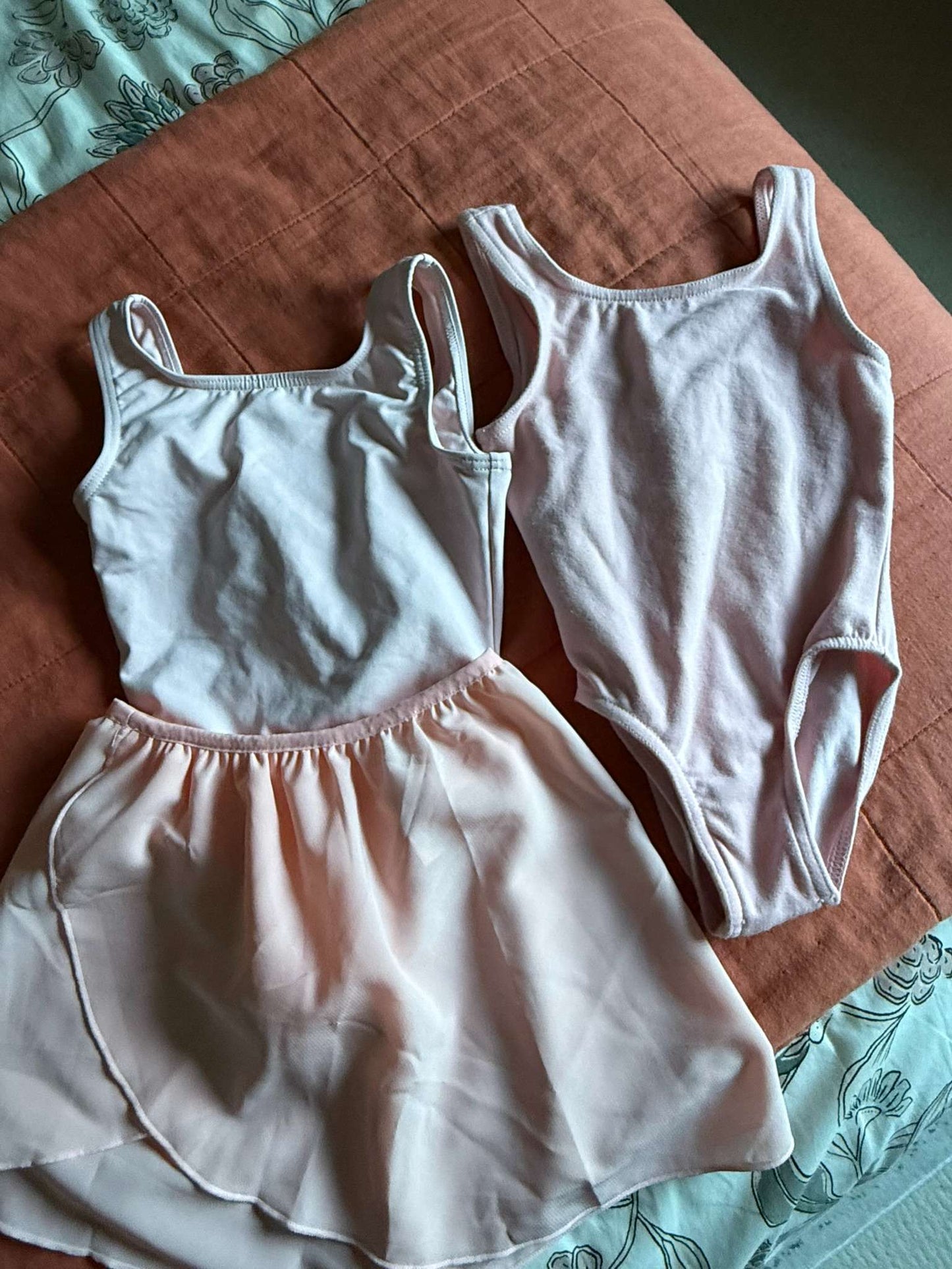 Girls' Mondor Ballet Leotards, Kids 4/4T