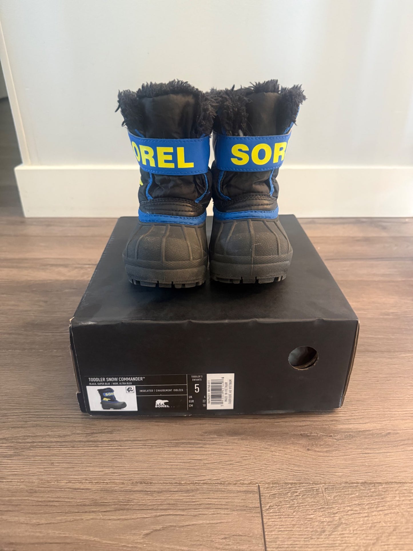 Sorel Snow Commander Boots sz5 EUC, Shoes 5 (Walkers:12-24 mth)