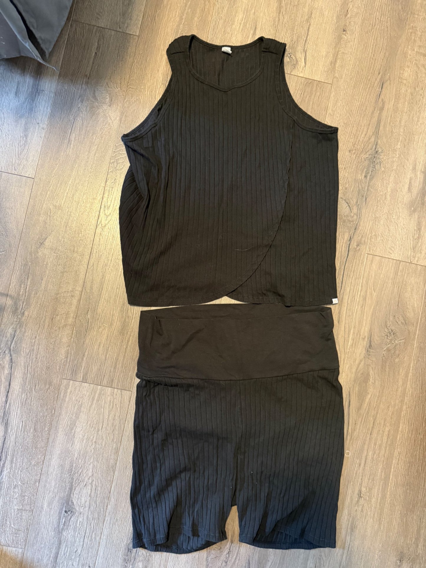 Maternity 2pc Lounge Set XL Old Navy, Maternity XL (16-18)