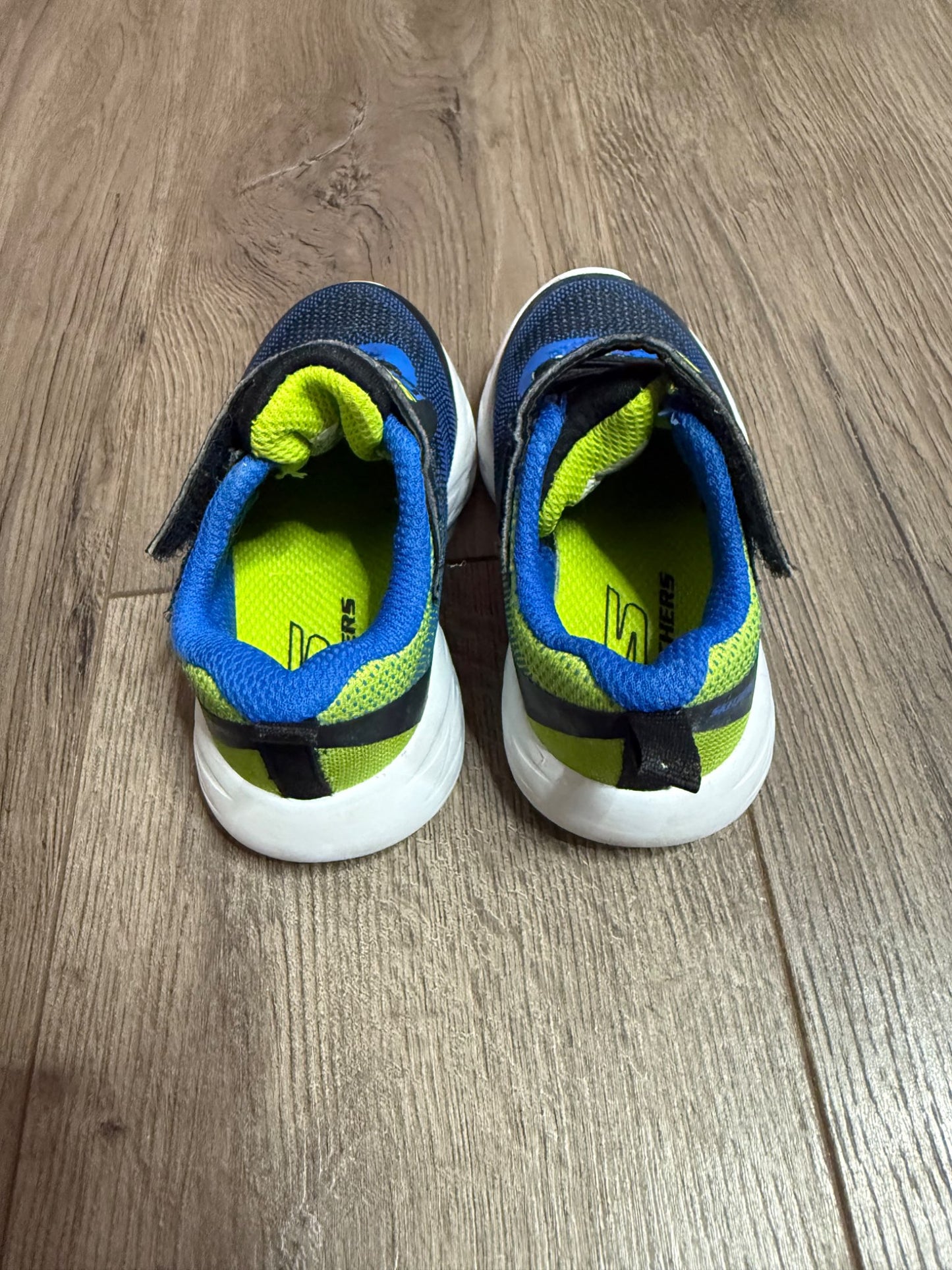 Skechers GO RUN Sneakers (Size 6), Shoes 6 (Walkers:12-24 mth)