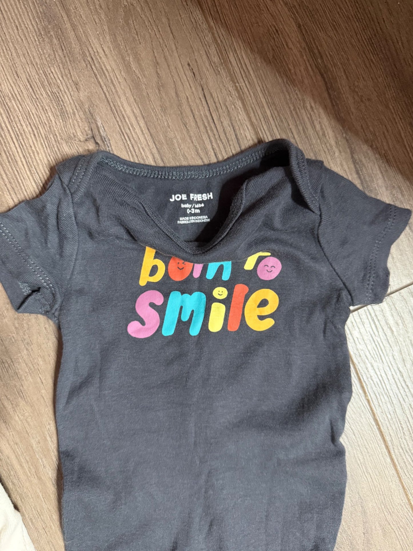 0-3m Onesie Bundle Joe Fresh, Old Navy, Sungabye, Kids 3 Month (0-3M)
