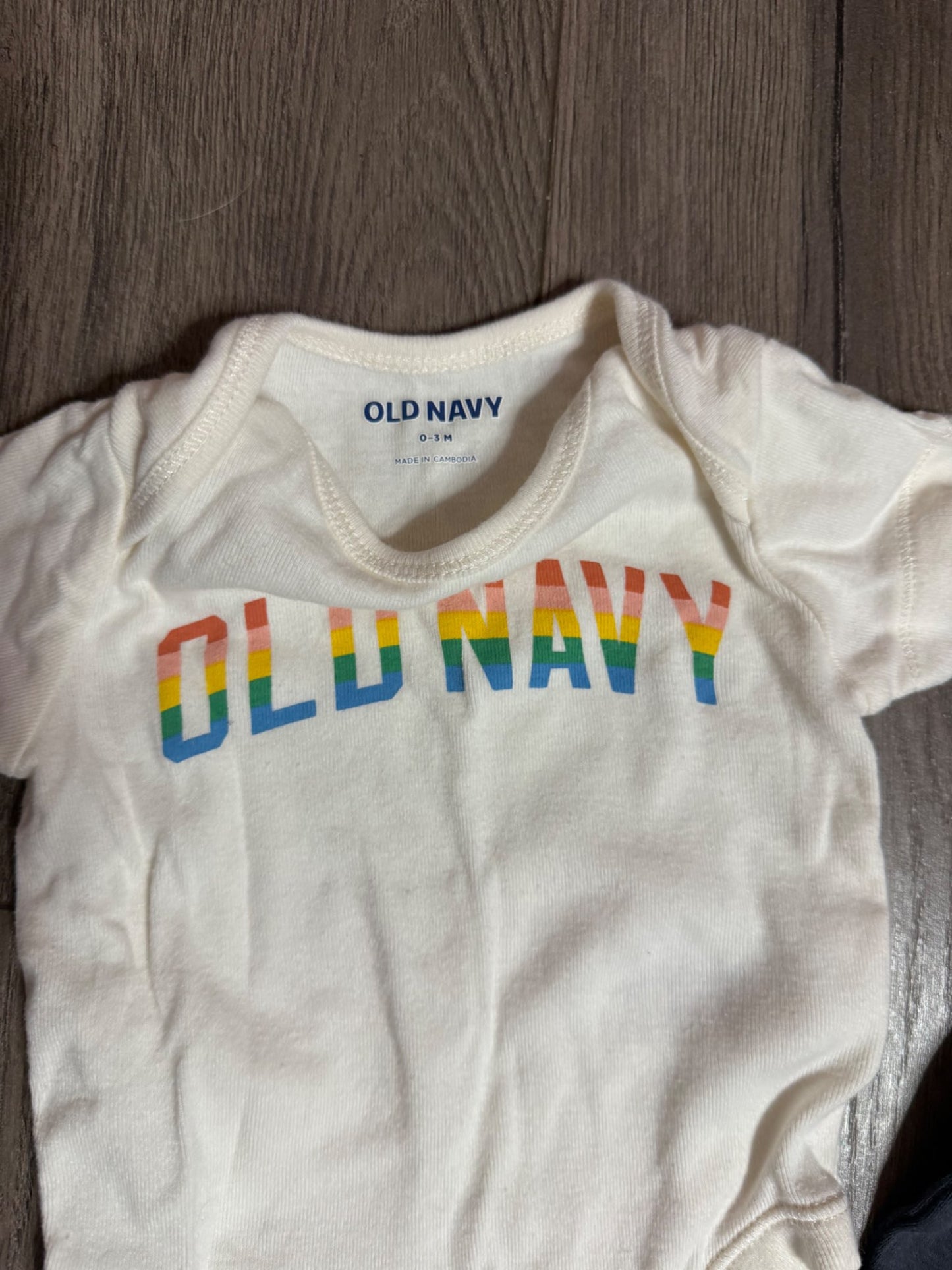 0-3m Onesie Bundle Joe Fresh, Old Navy, Sungabye, Kids 3 Month (0-3M)