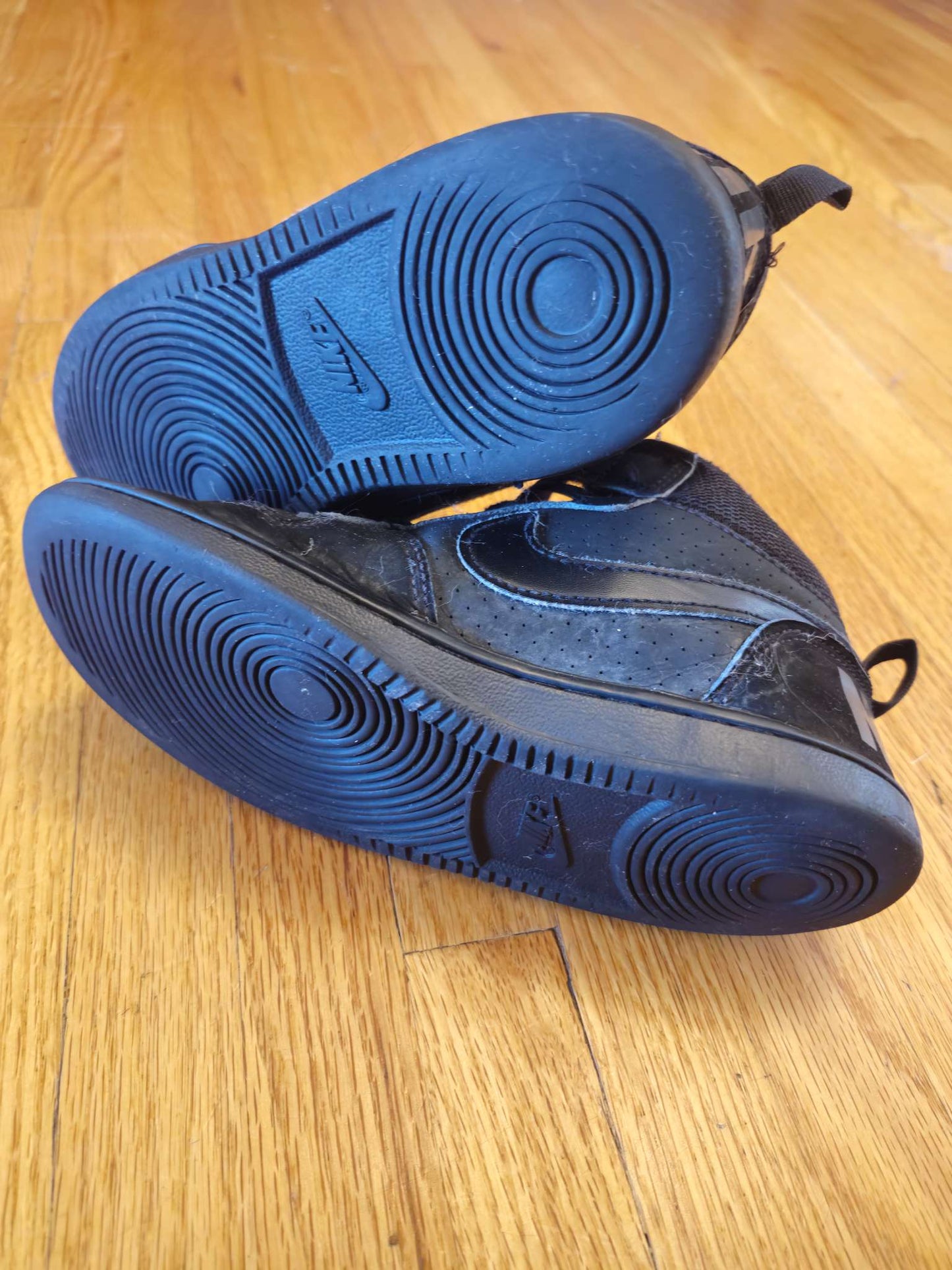 Nike high top sneakers, Shoes 13.5 (Kids:4-8yr)