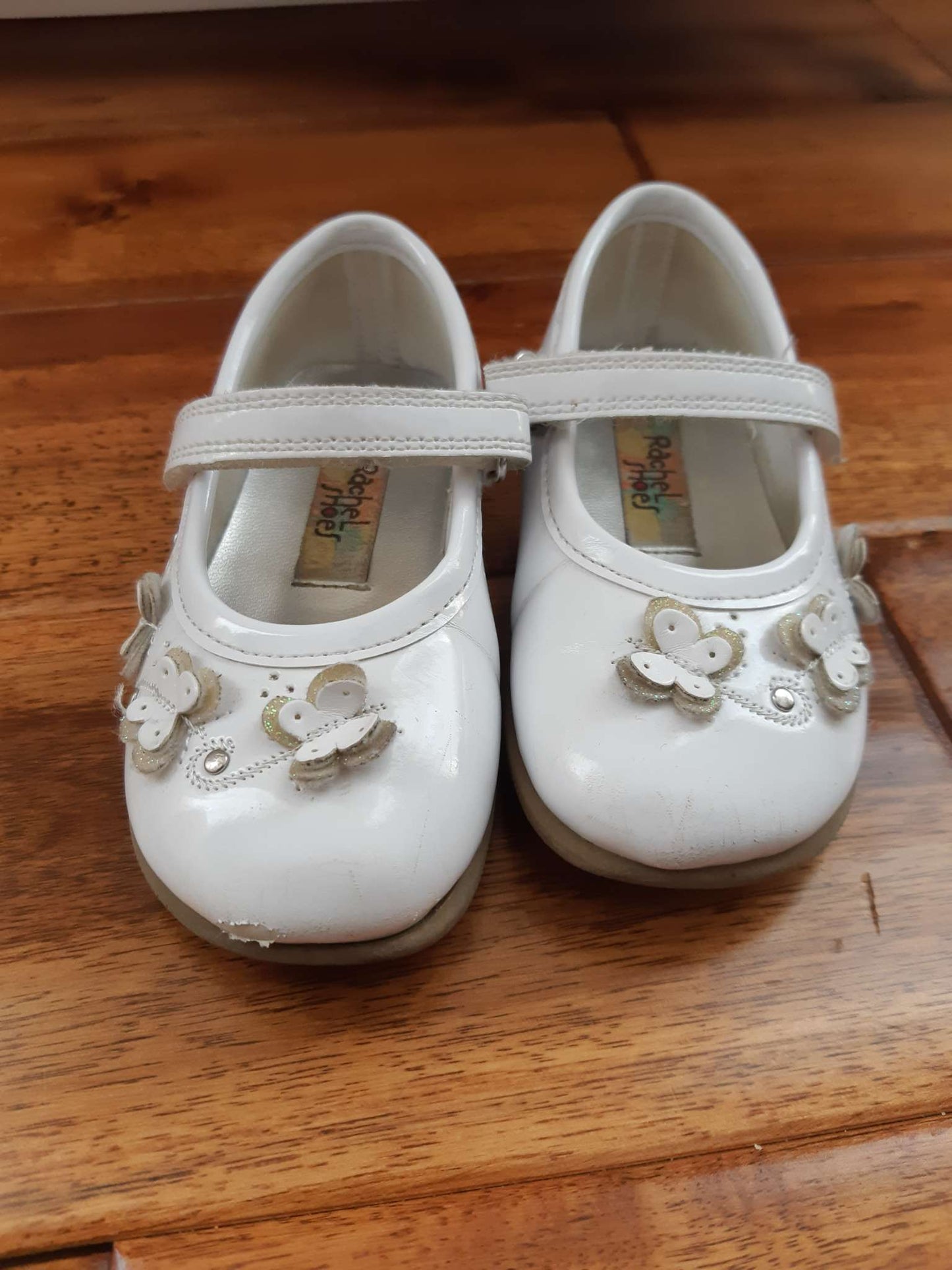 Toddler Girl's Size 6 Patent Leather White Shoes, Shoes 6 (Walkers:12-24 mth)