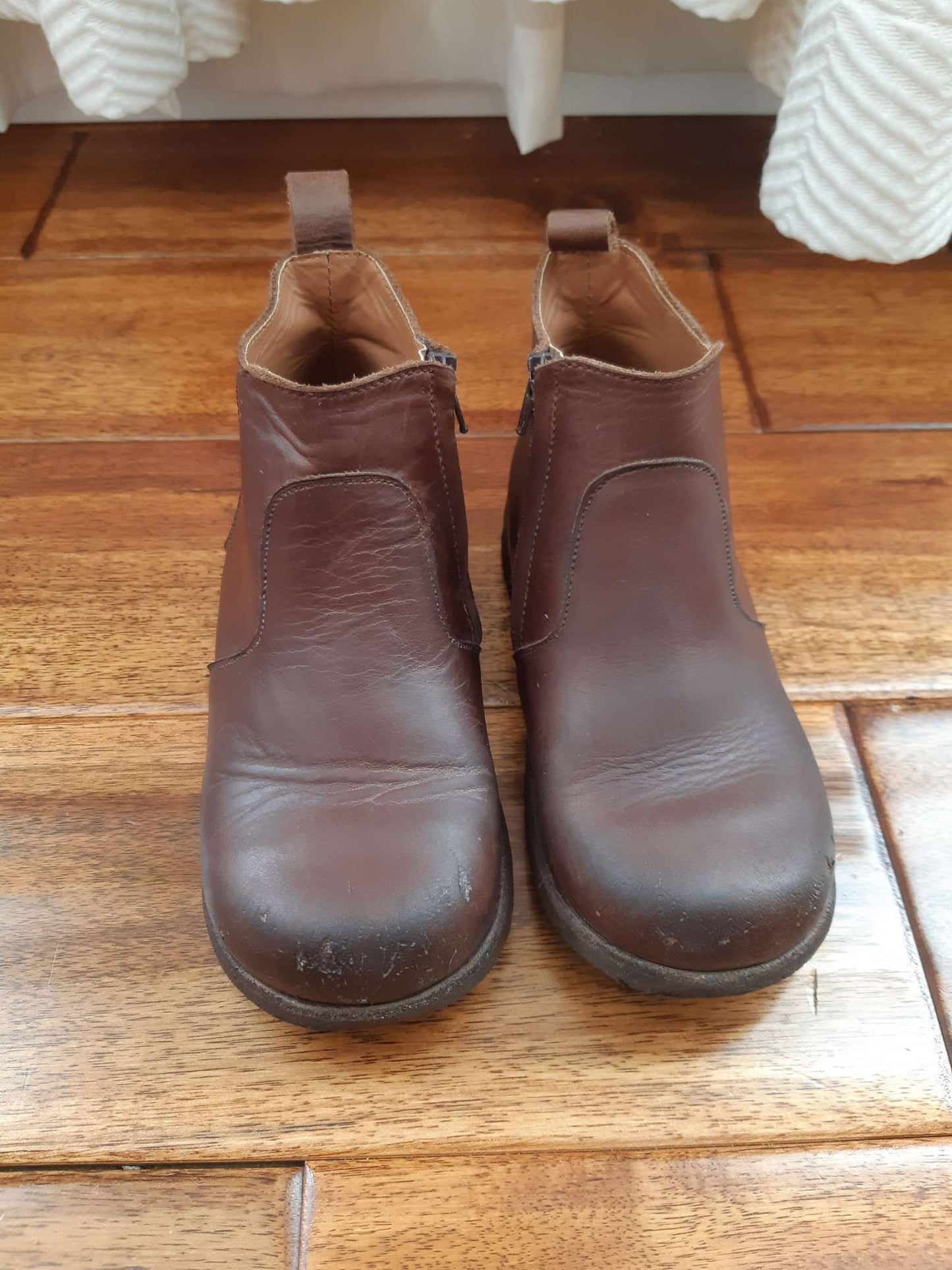 Adelisa & Co Brown Leather Booties, Shoes 10.5 (Toddler:2-4yr)