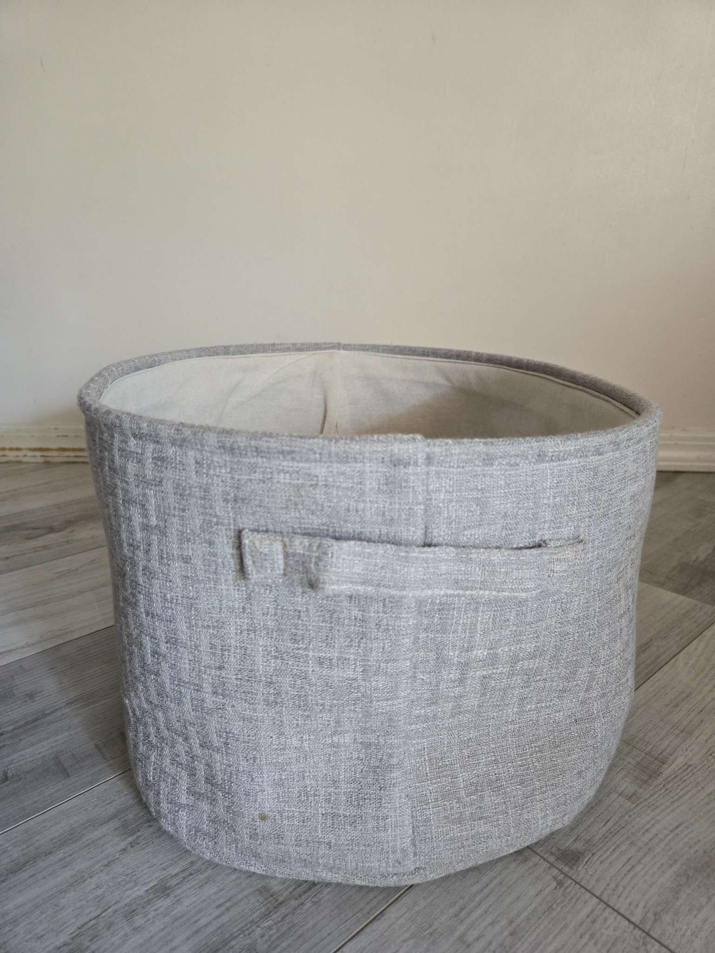 Storage basket