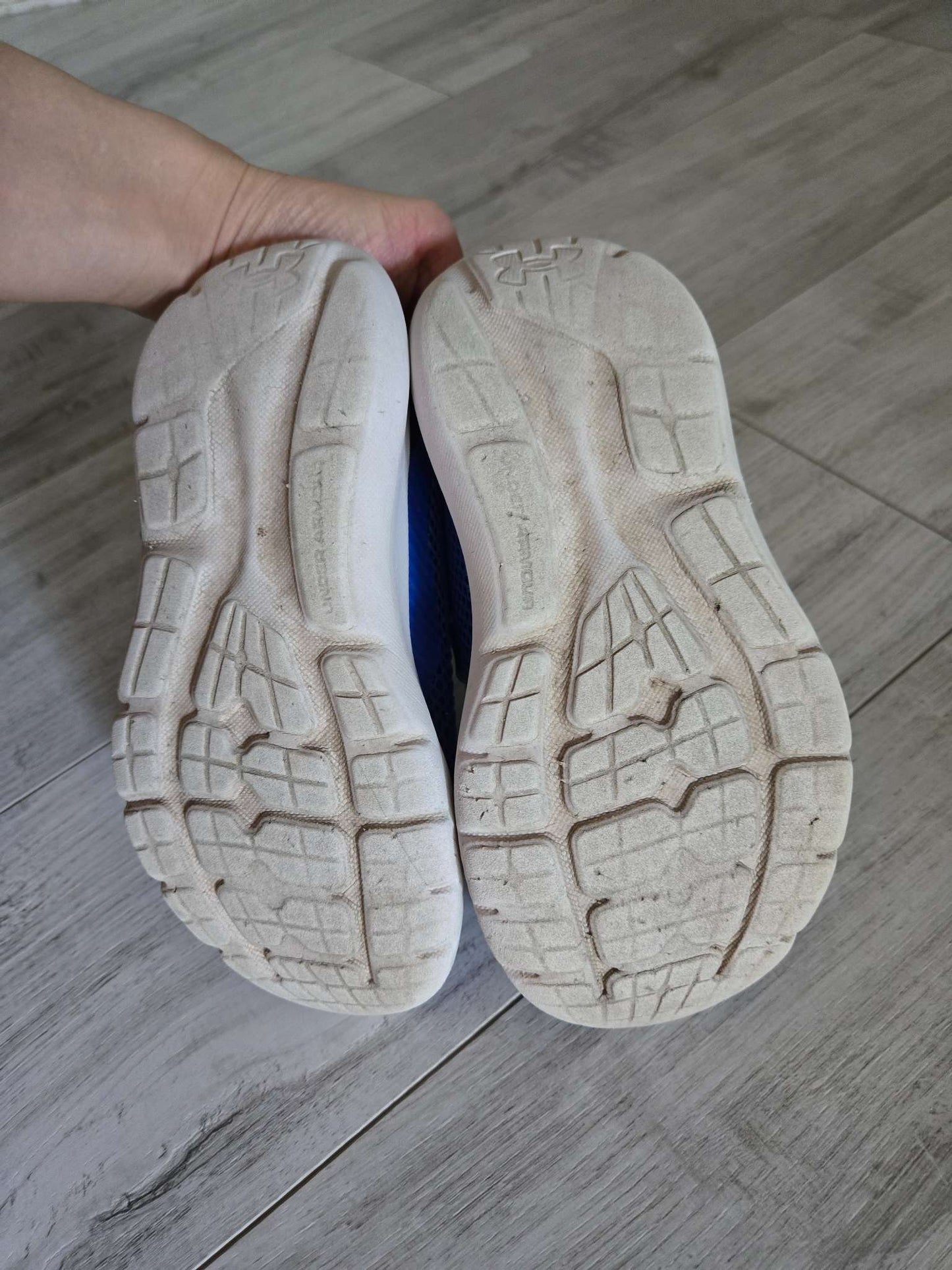 Under Armour Runners, Toddler Size 12, Shoes 12 (Toddler:2-4yr)