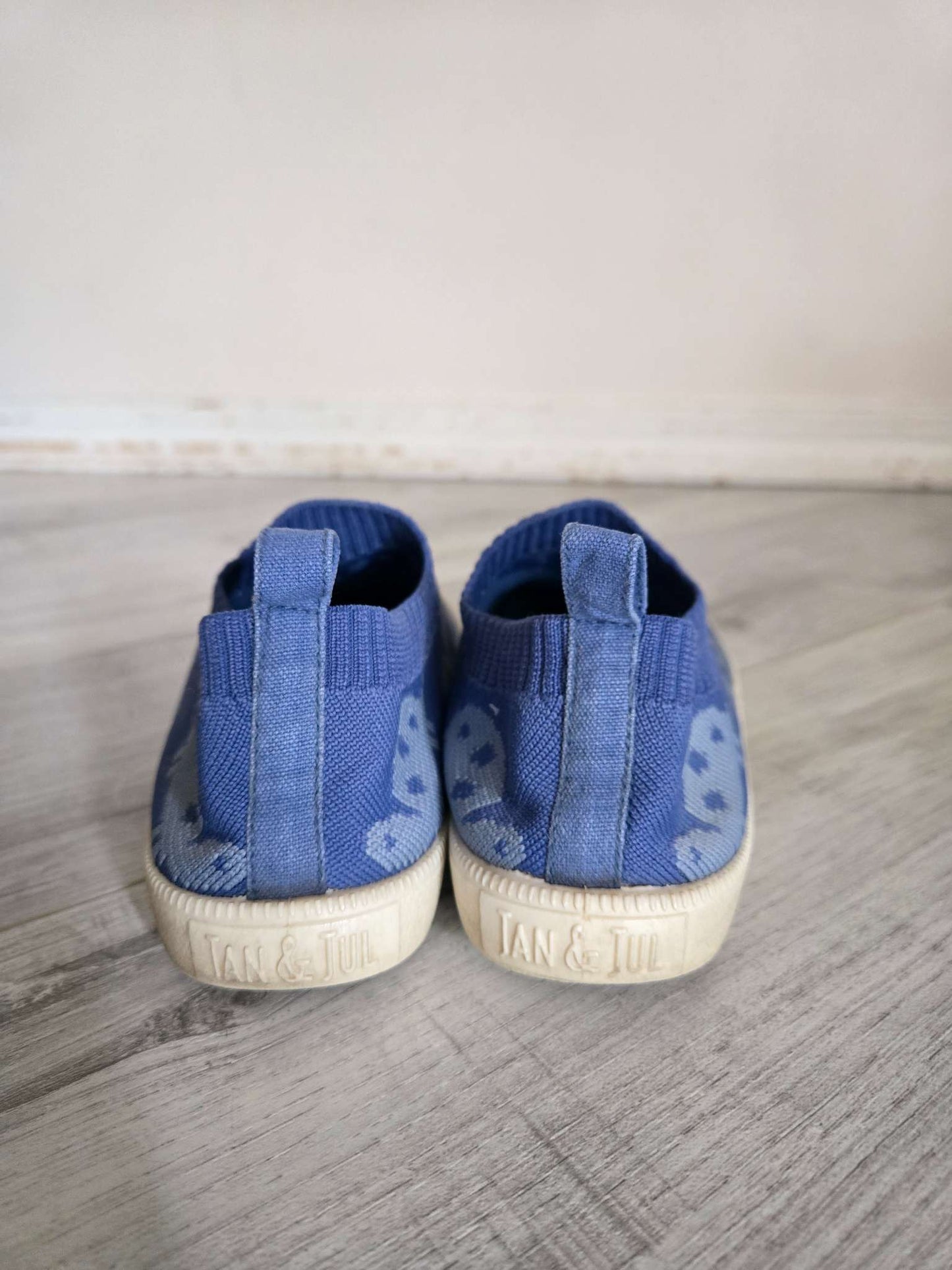 Jan & Jul Kids Graphic Slip On Shoes, Turtle, Size 13, Shoes 13 (Kids:4-8yr)