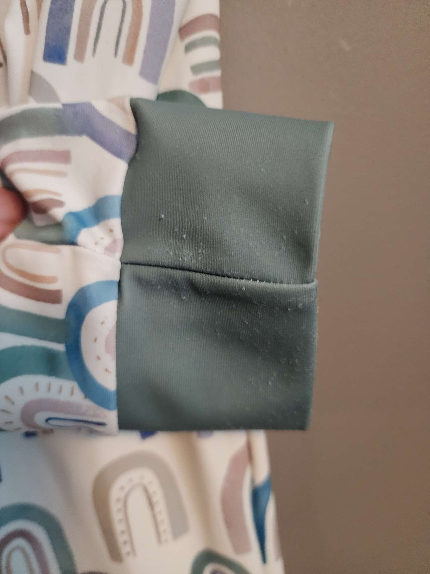 Honeysuckle Swim Sun Suit Size 5T MSRP $45, Kids 5/5T (extra small)