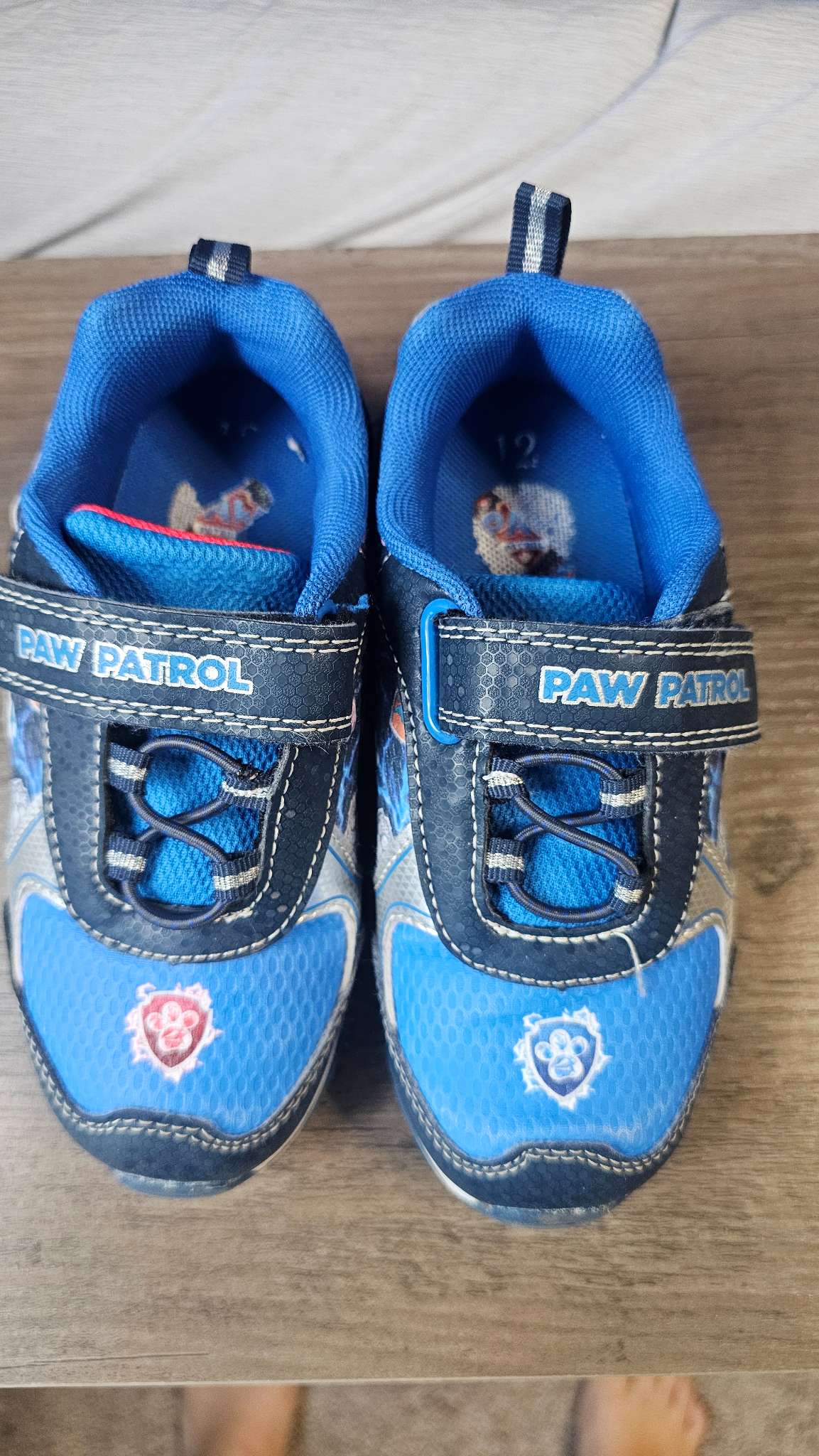Light up Paw Patrol runners size 12, Shoes 12 (Toddler:2-4yr)