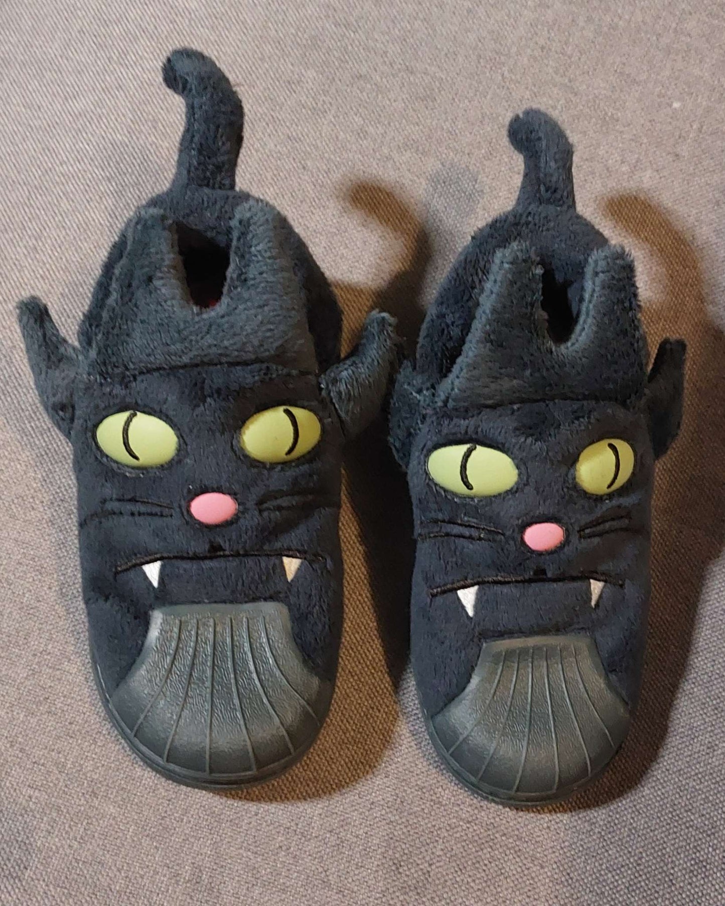 Adidas The Simpsons Shoes, toddler size 9, Shoes 9 (Toddler:2-4yr)