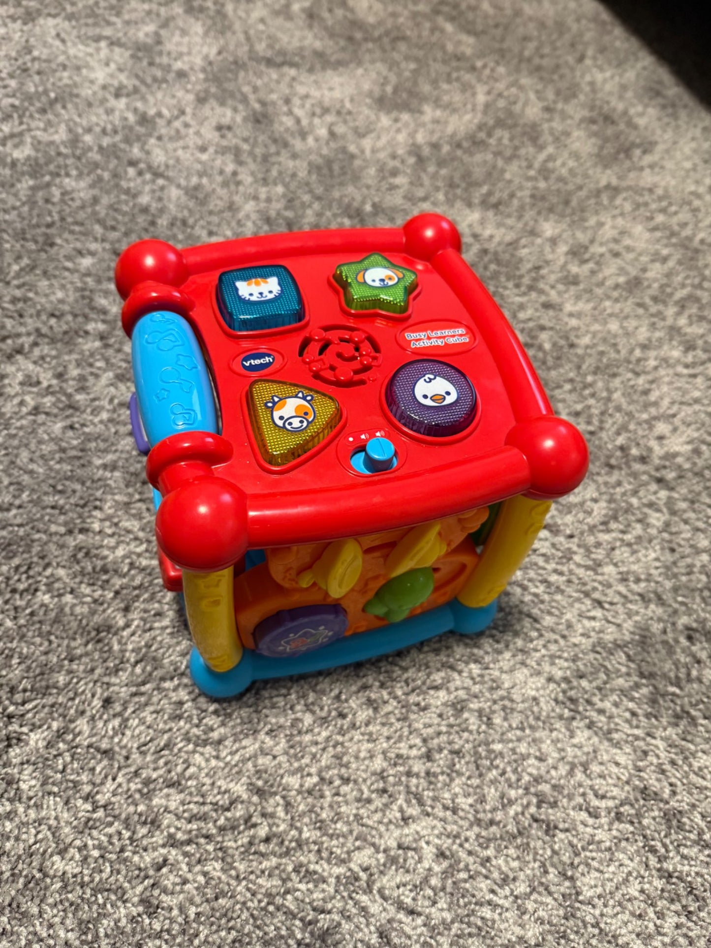 VTech busy learners activity cube