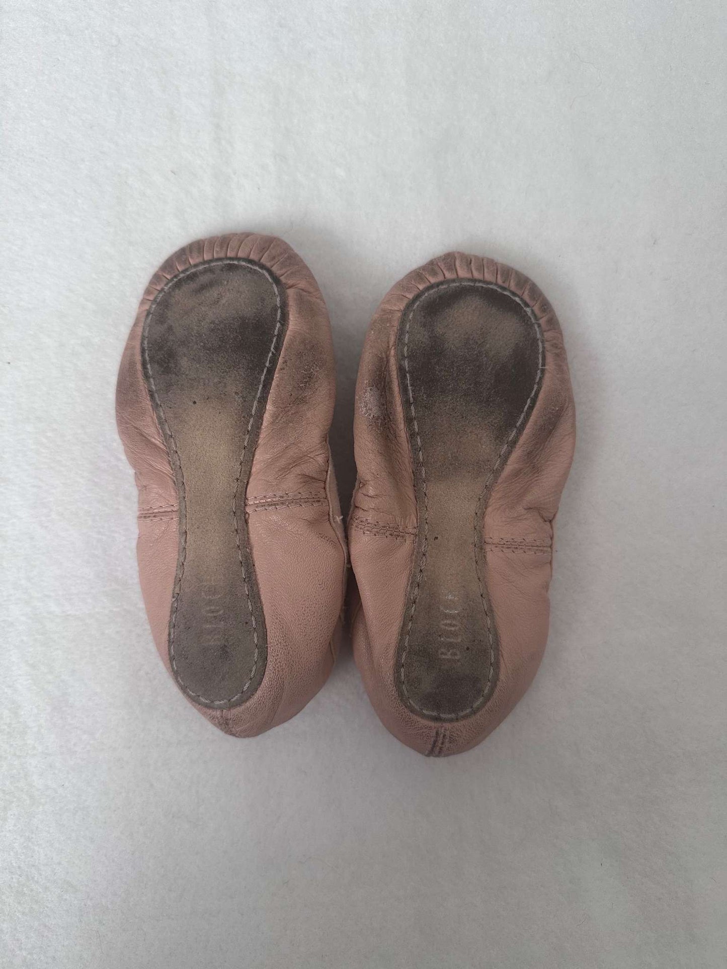 Bloch pink leather ballet shoes sz 10.5 width d, Shoes 10.5 (Toddler:2-4yr)