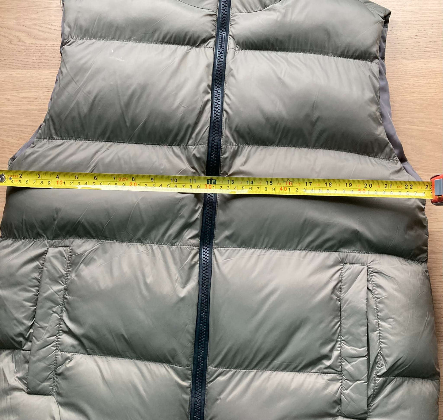 NEW Puffy Vest, Size 14+, Kids 16 to 20 (extra large)