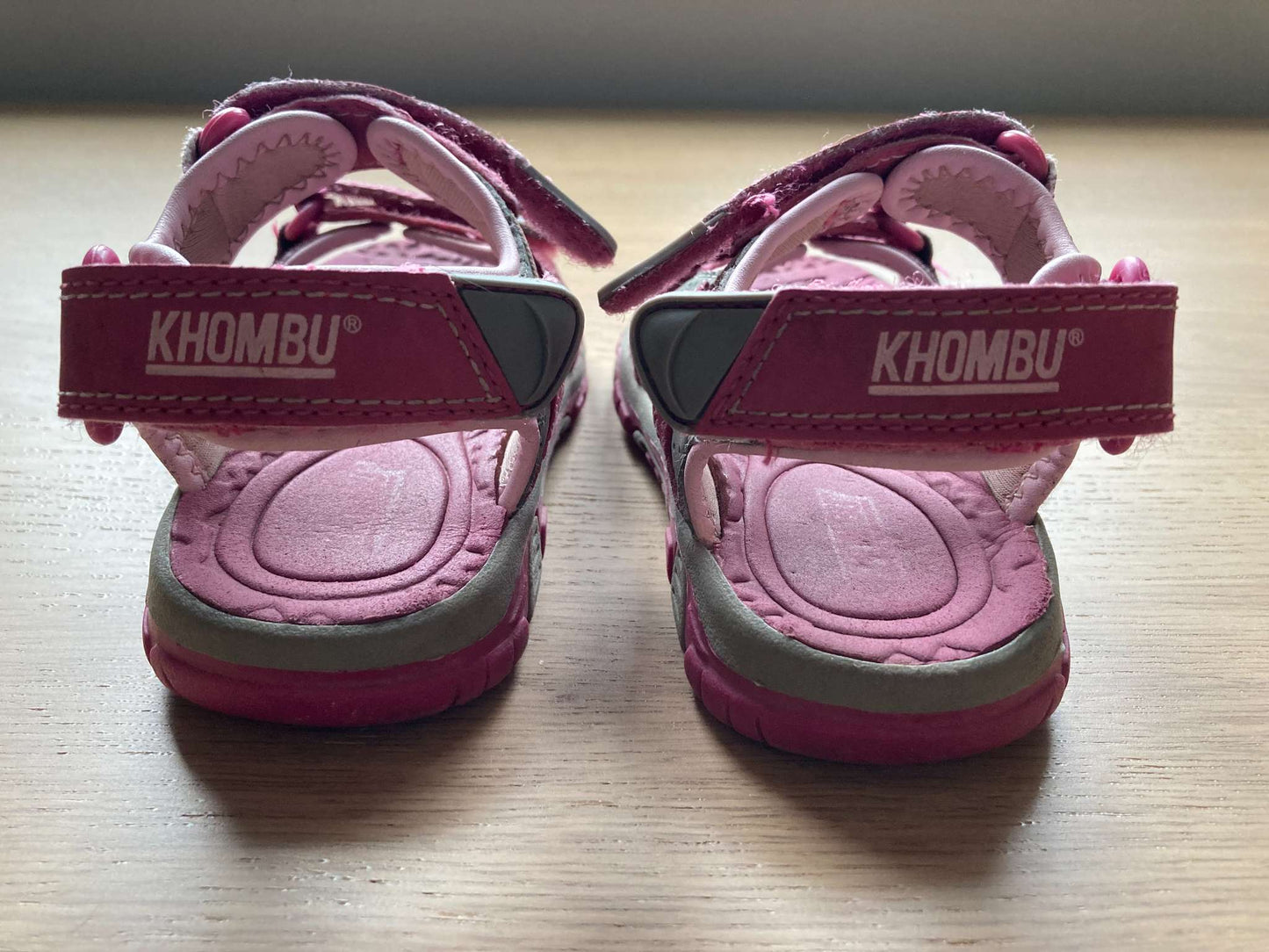 Pink Sandals by Khombu, Size 12, Shoes 12 (Toddler:2-4yr)