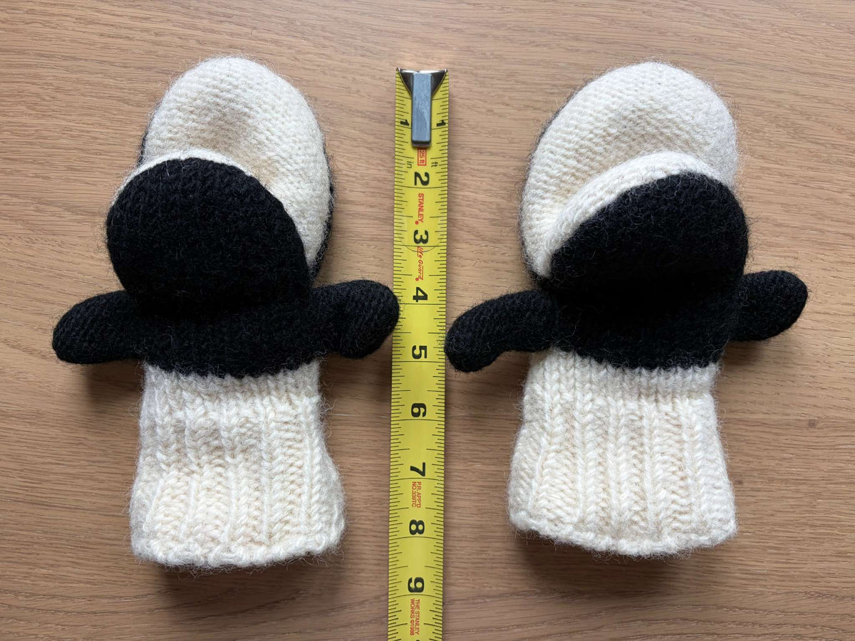 Orca Mittens, Size 4-7, Kids 5/5T