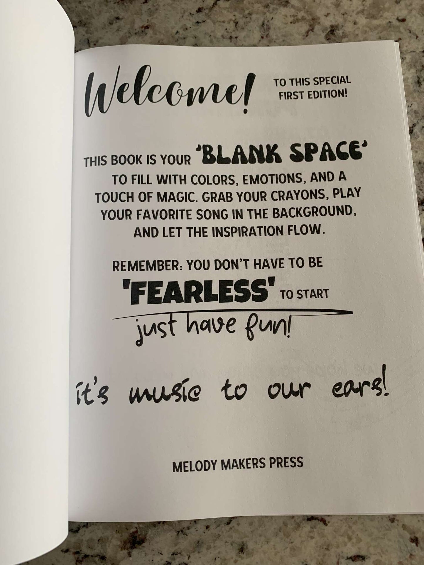 Shake It Off Taylor Swift Colouring Book - NEW