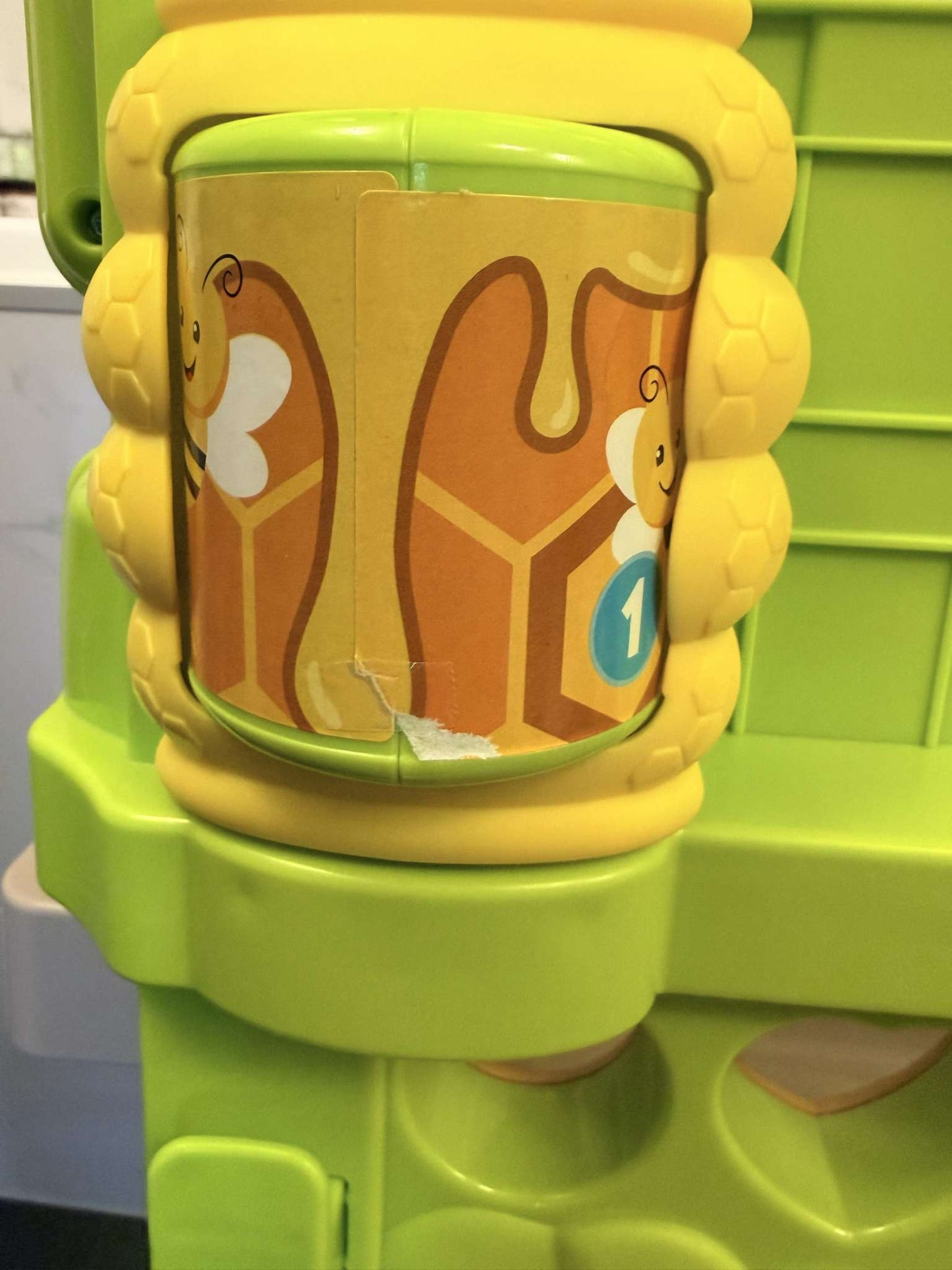 Fisher-Price Laugh & Learn Grow-the-Fun Garden to Kitchen English and French. Retailed new for over $80