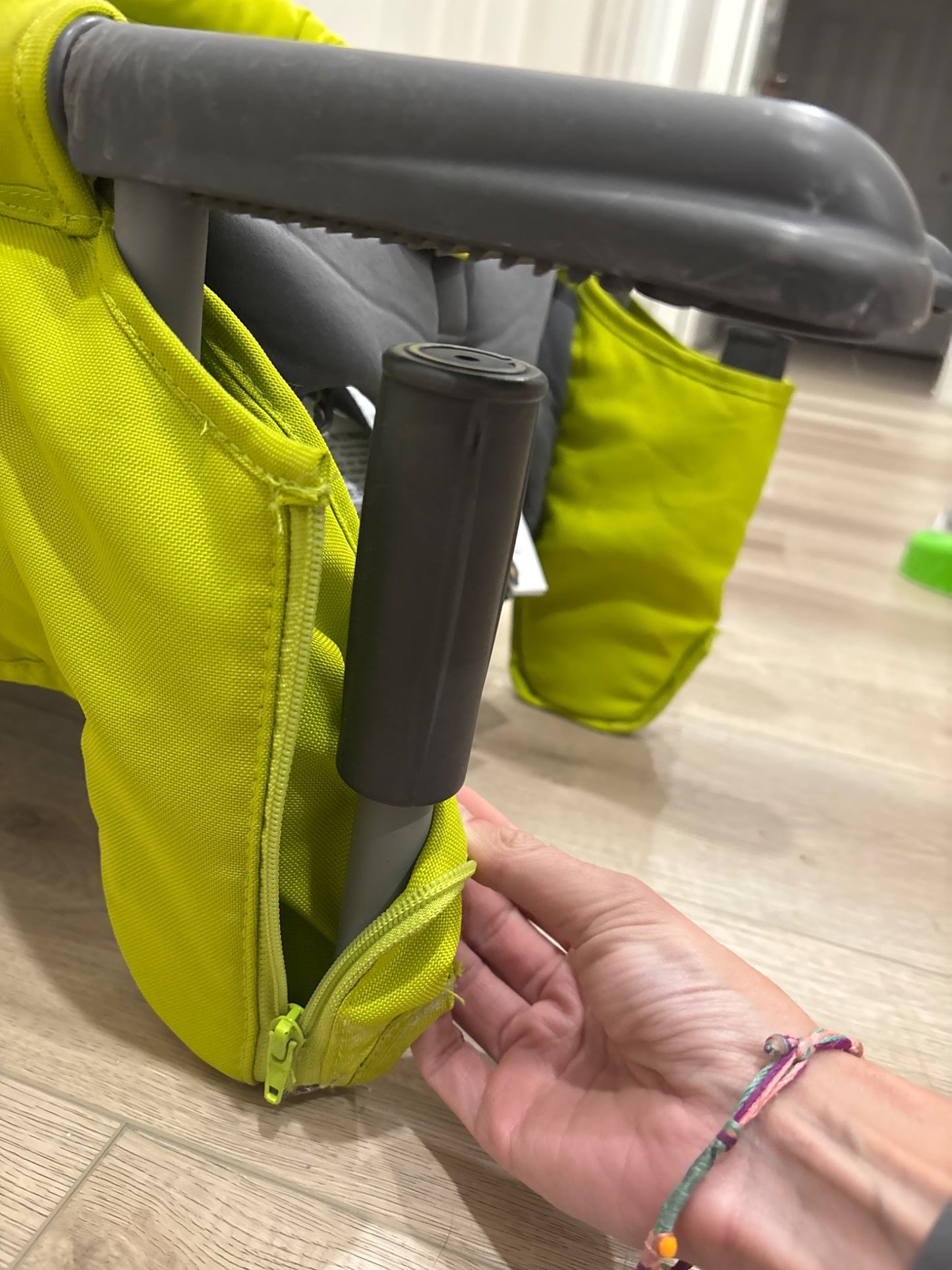 Fast table chair